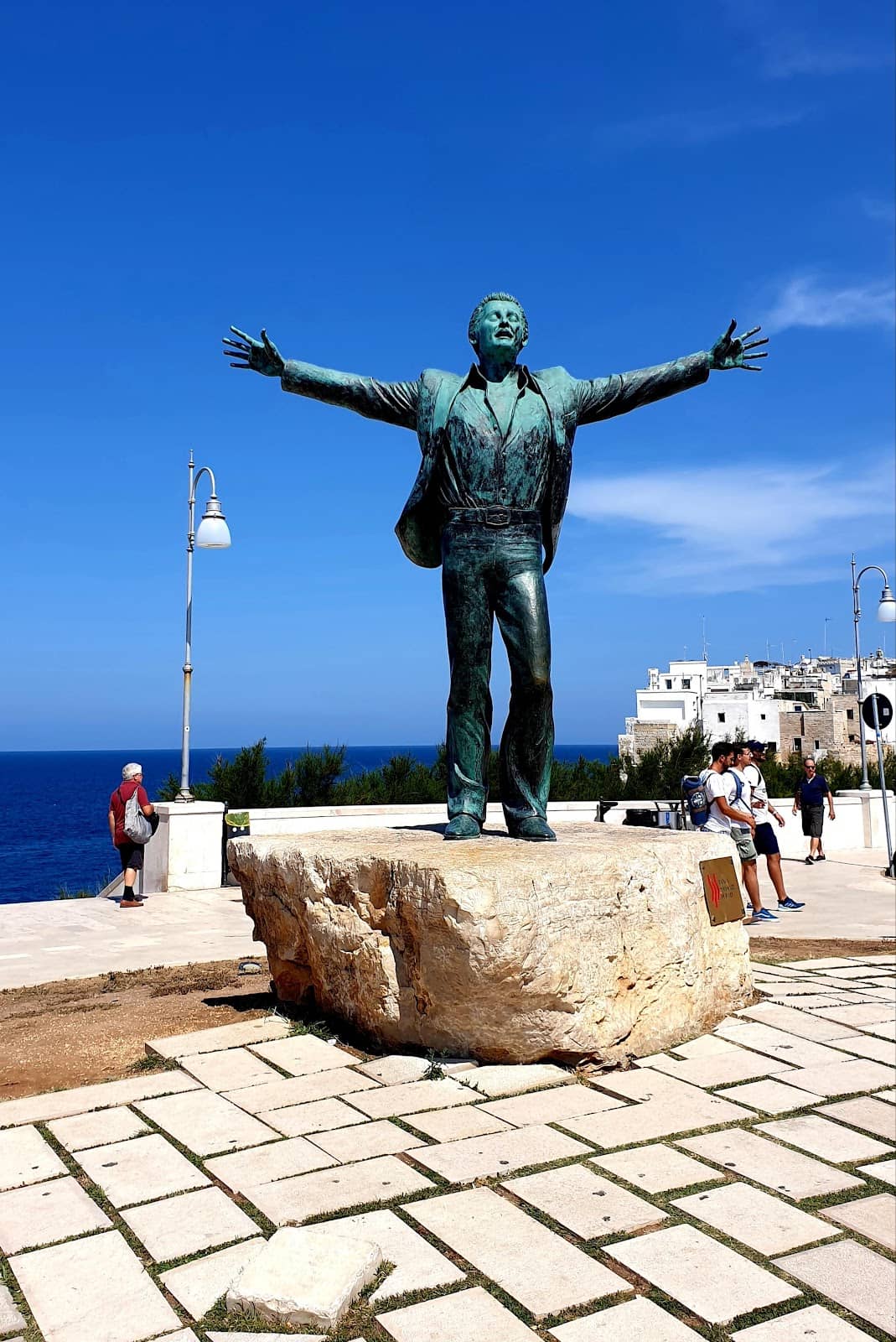 Lama Monachile Beach