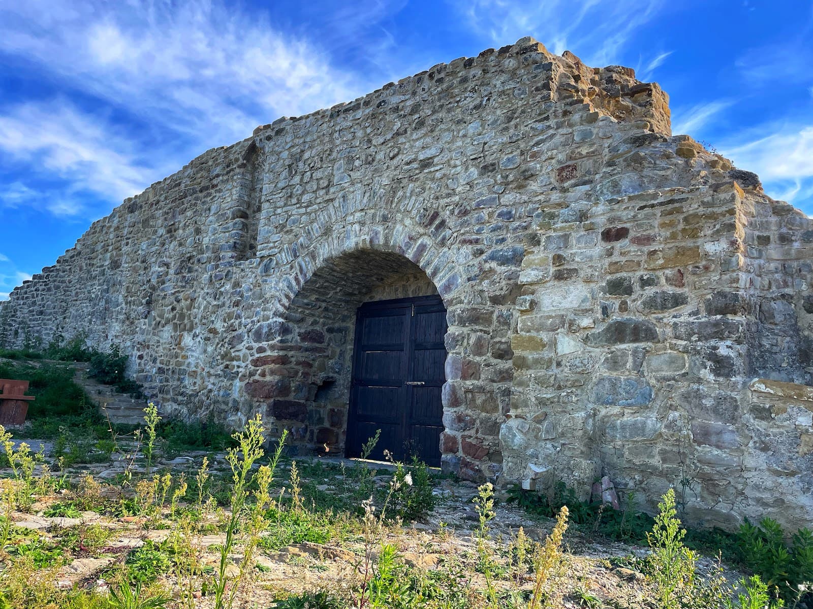 Ishëm Fortress - Image 1