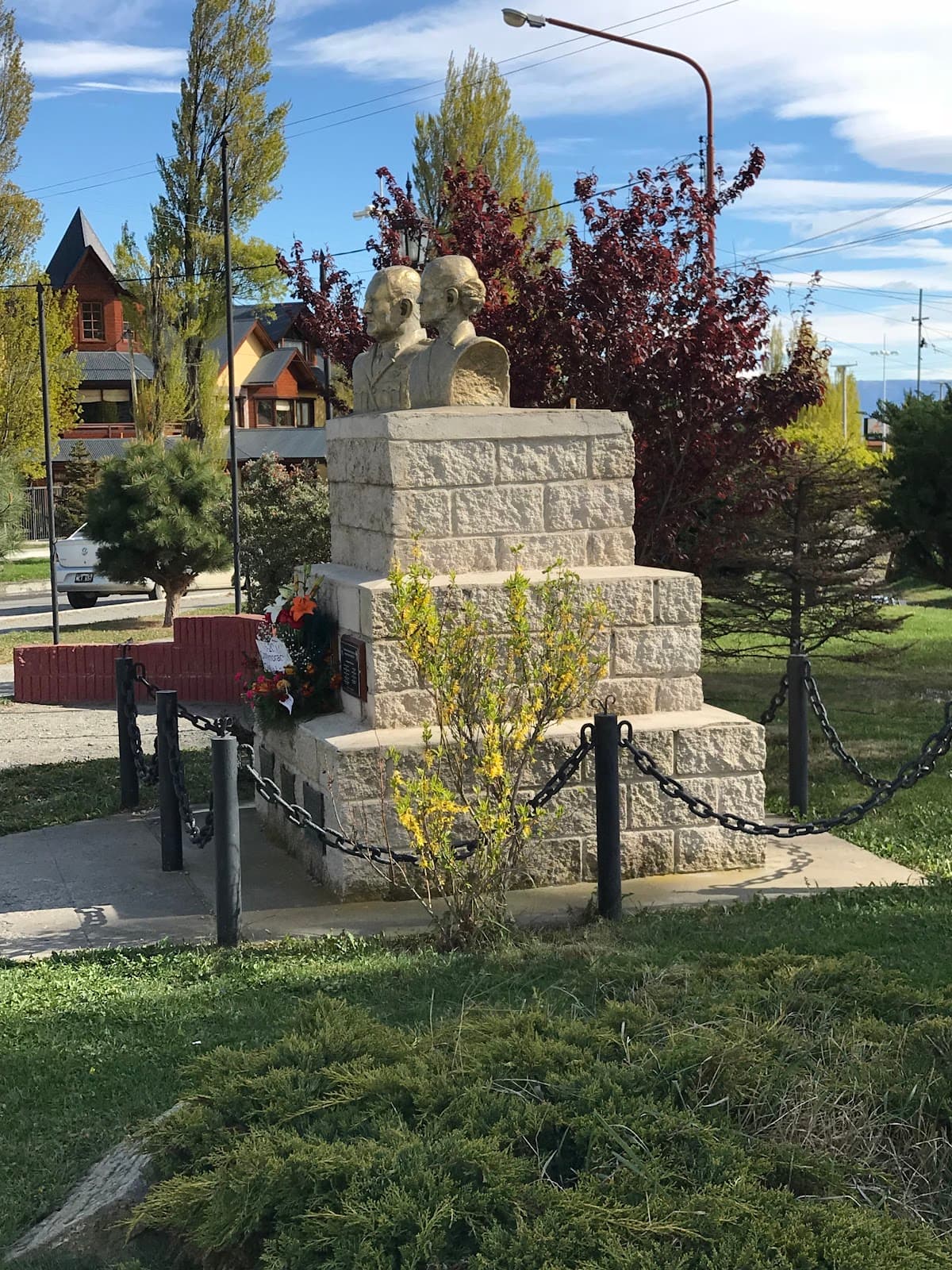 Avenida del Libertador El Calafate - Image 1