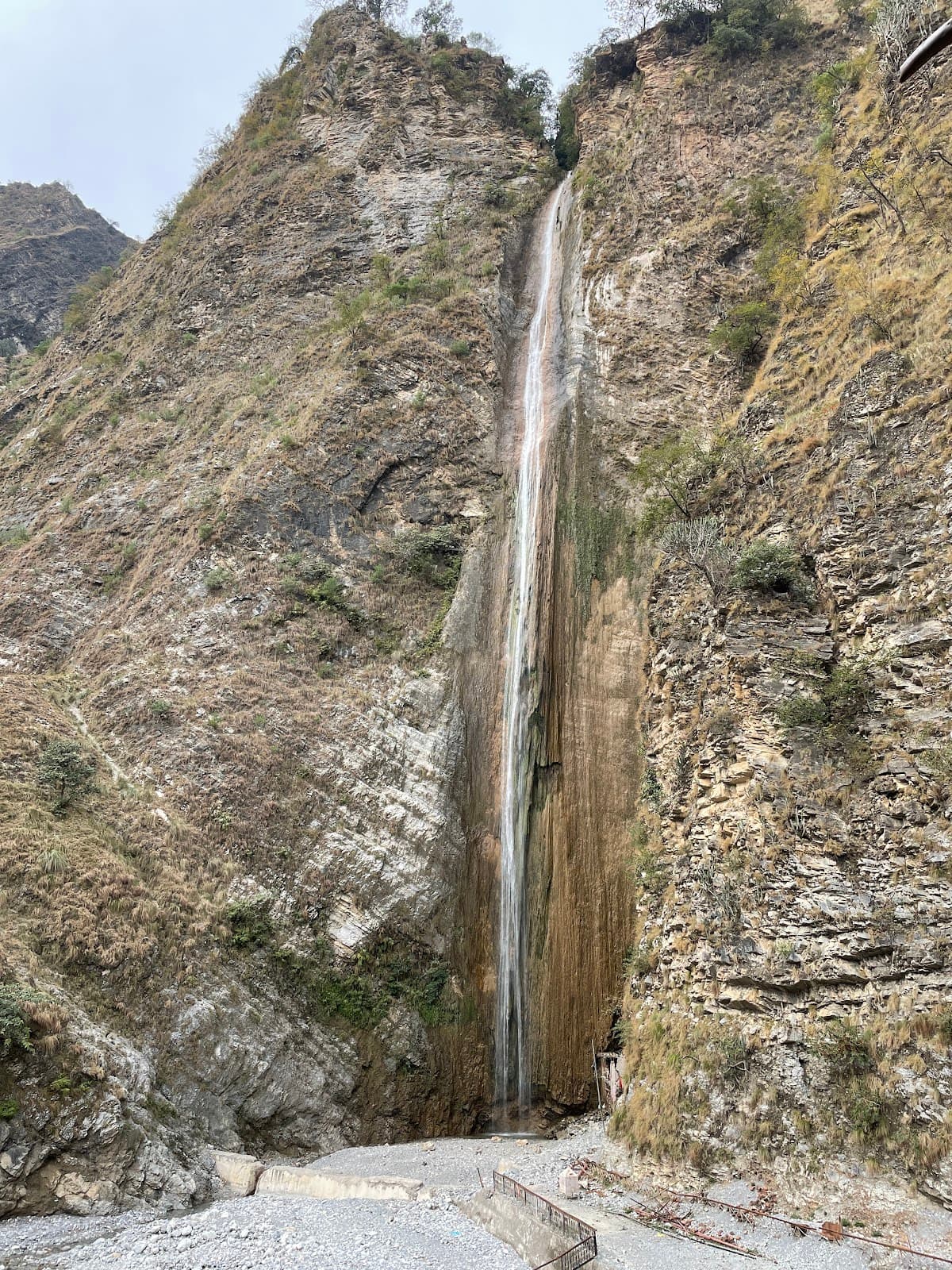 Siar Baba Waterfall - Image 1