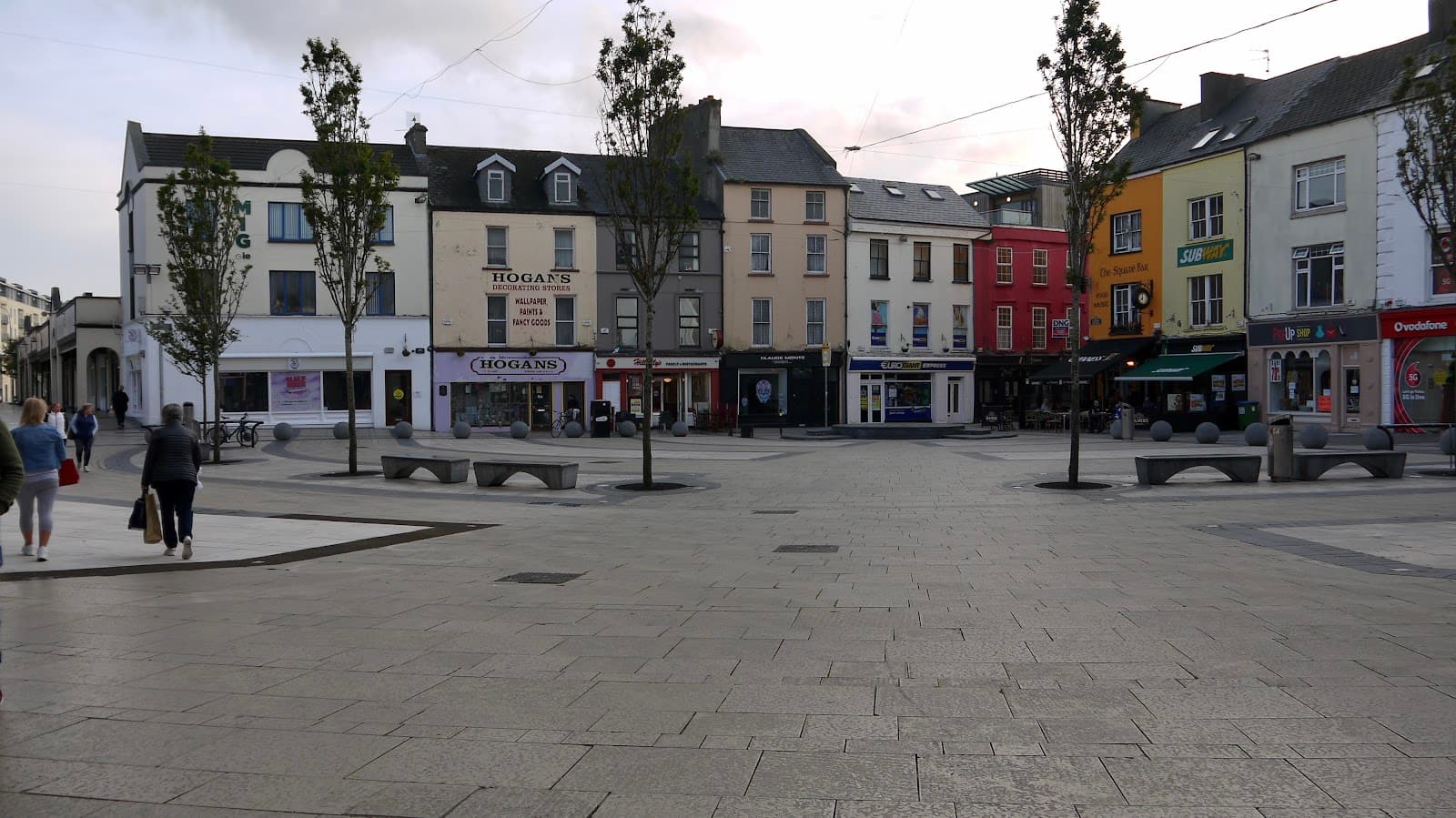 Tralee Town Centre - Image 1