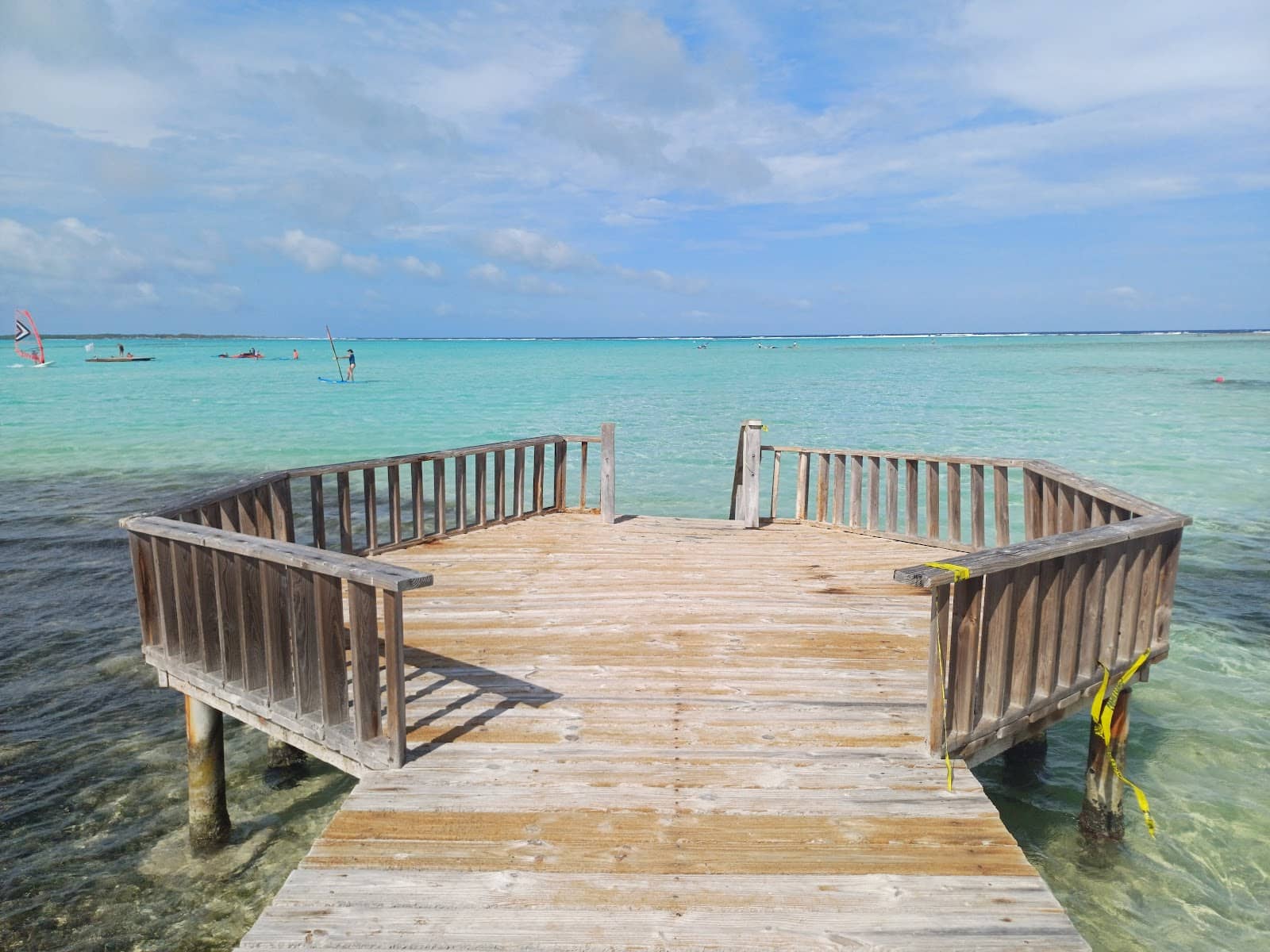 Beachfront Dining & Drinks