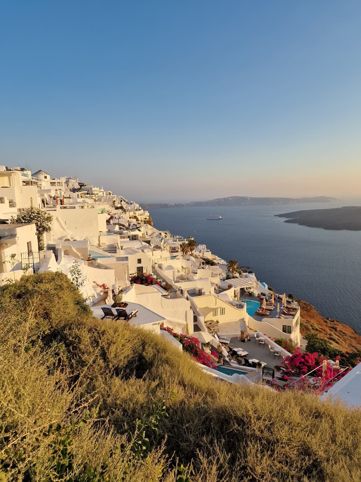 Fira (Thira) town - Image 1