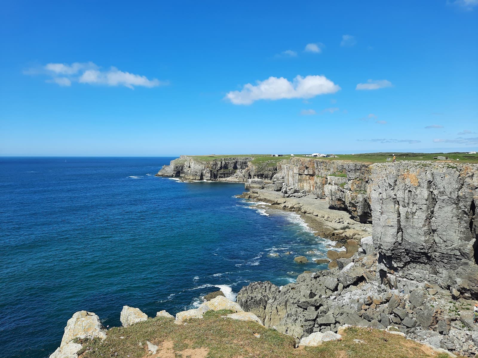 St Govan's Head - Image 1