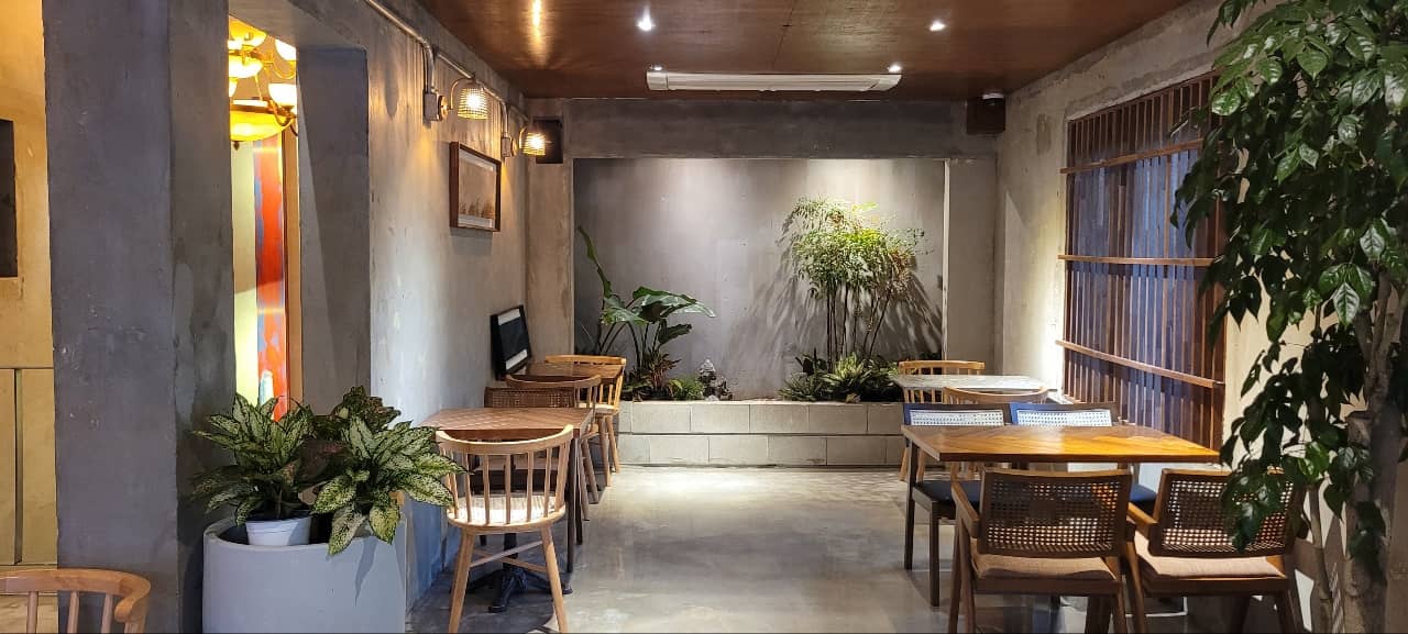 Specialty Coffee & Pastries