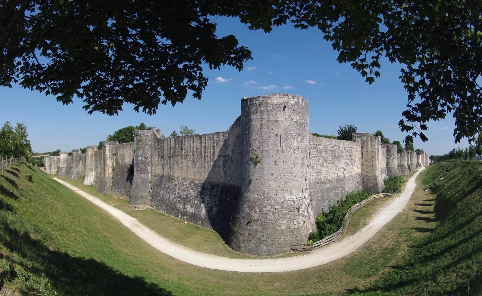 Provins Medieval Town - Image 1