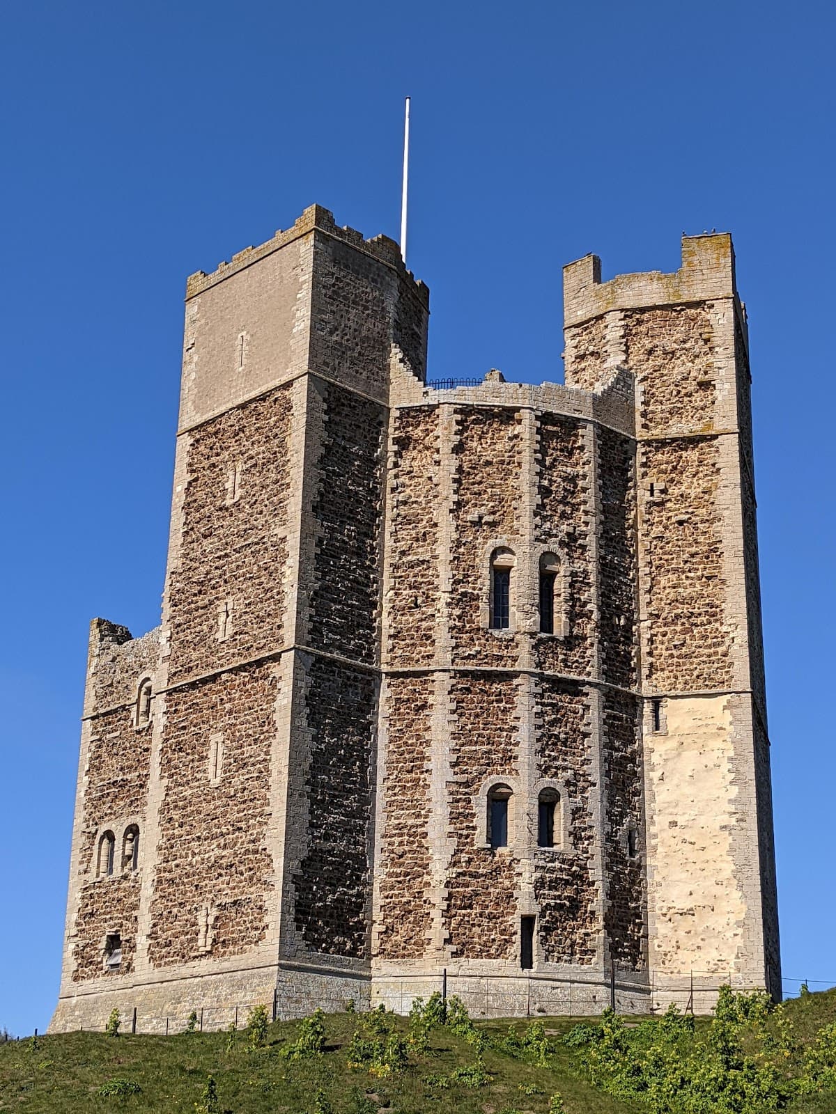 Orford Castle - Image 1