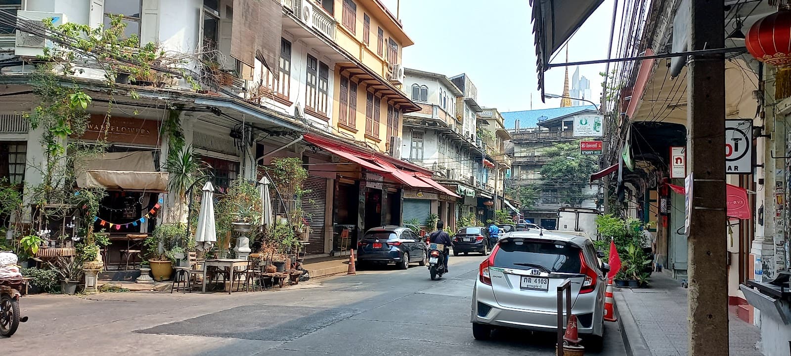 Soi Nana, Chinatown, Bangkok - Image 1
