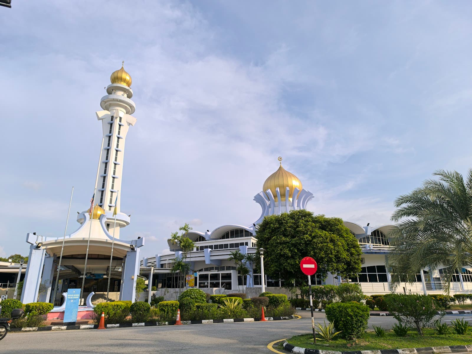 Penang State Mosque Masjid Negeri - Image 1