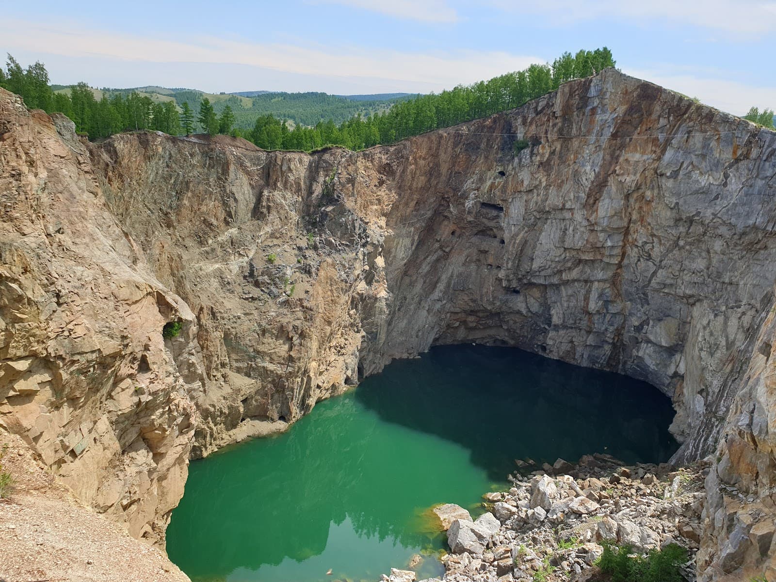 Tuim Sinkhole - Image 1