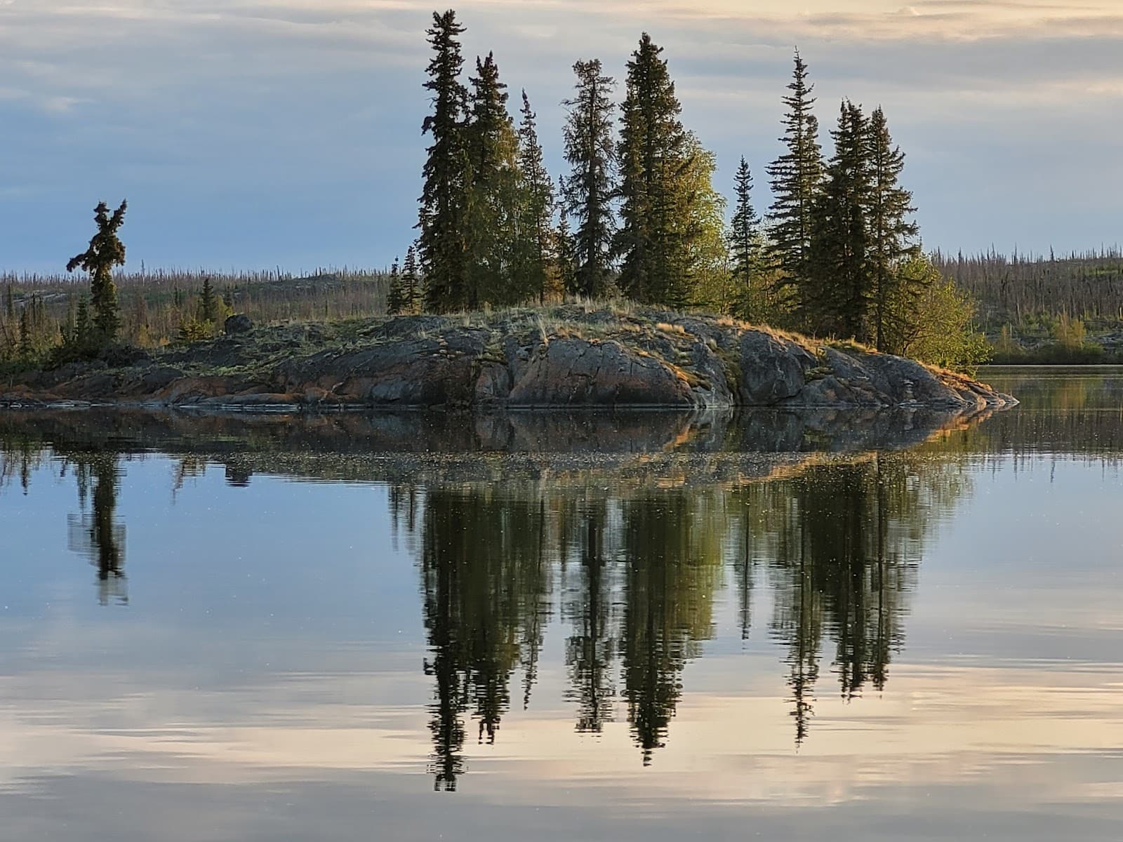 Great Slave Lake Ice Caves (winter) - Image 1