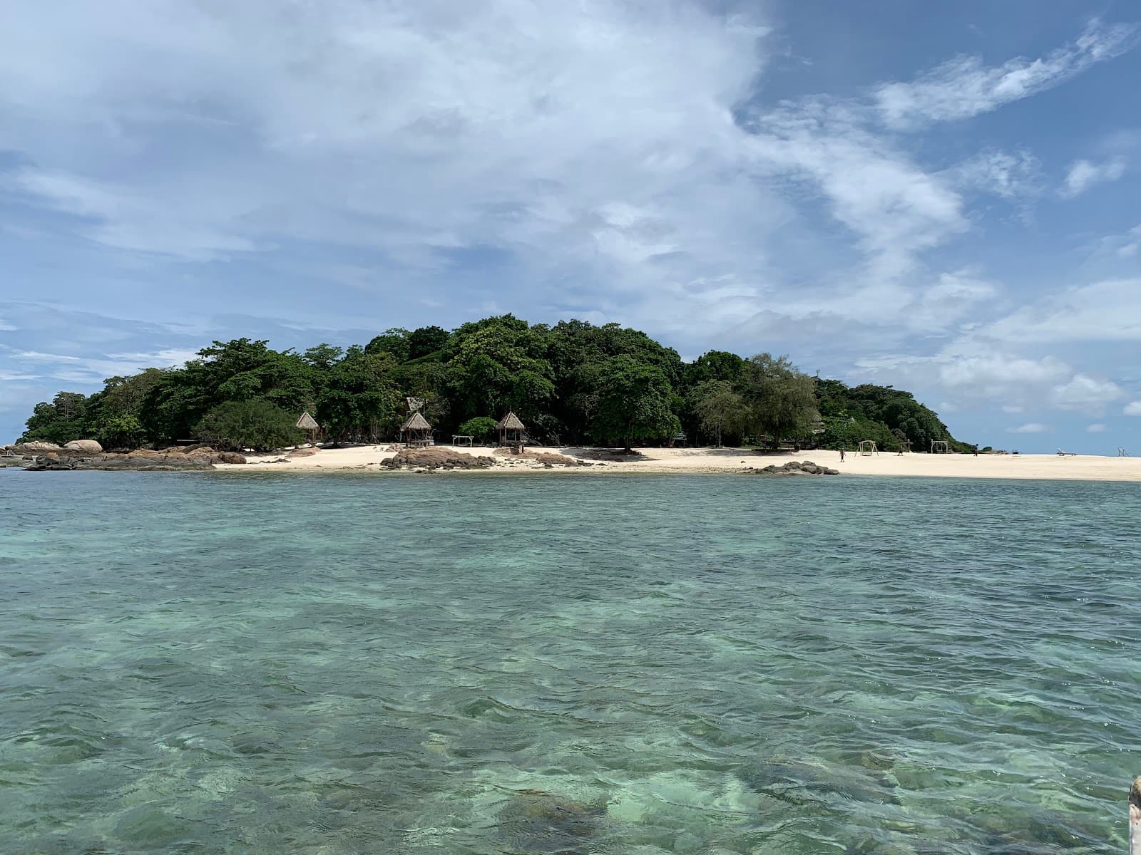 Ko Man Nok (Koh Munnork) - Image 1