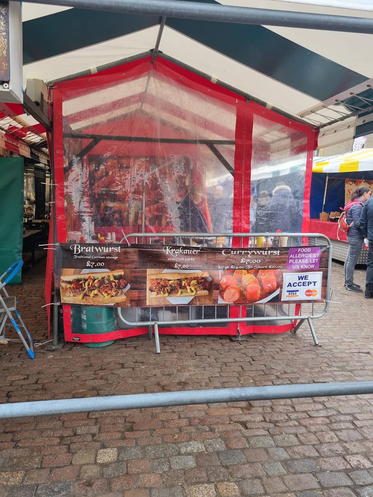 Local Shops & Eateries