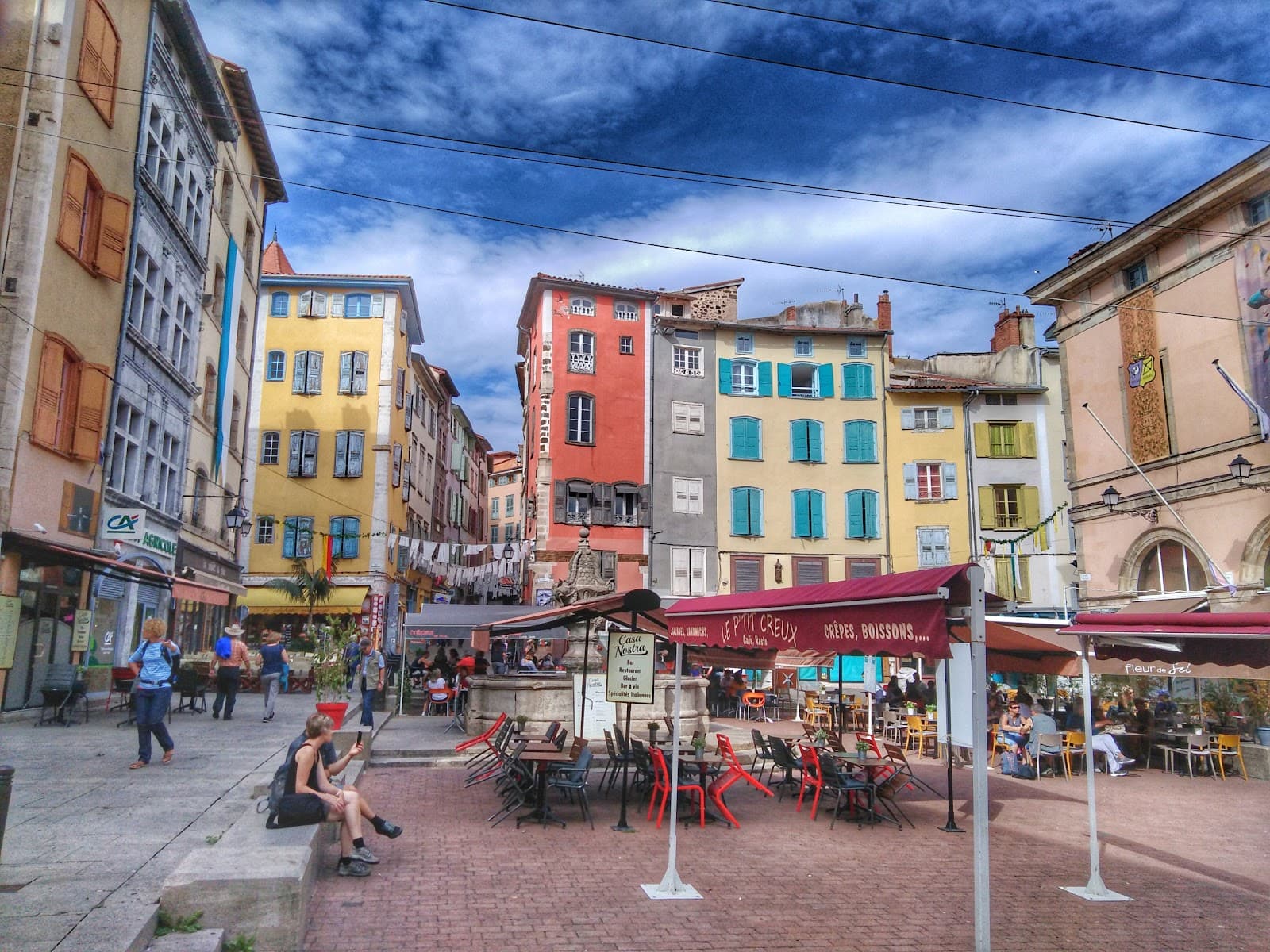 Place du Plot Le Puy-en-Velay - Image 1