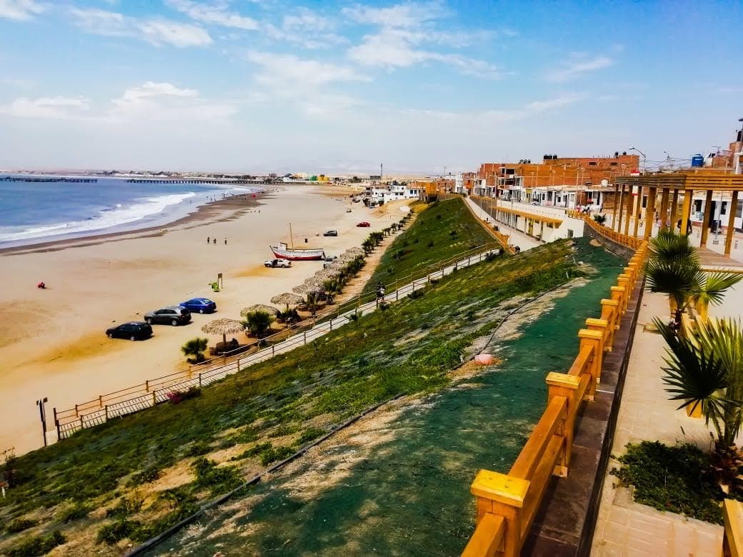 Puerto Malabrigo Chicama - Image 1