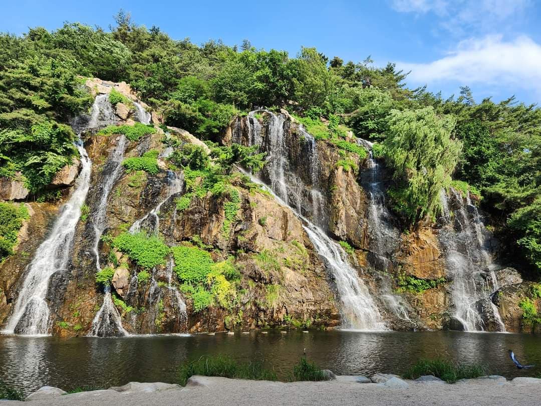 Hongjecheon Stream - Image 1