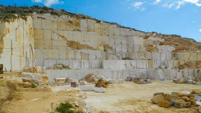 Traces of Quarry Life