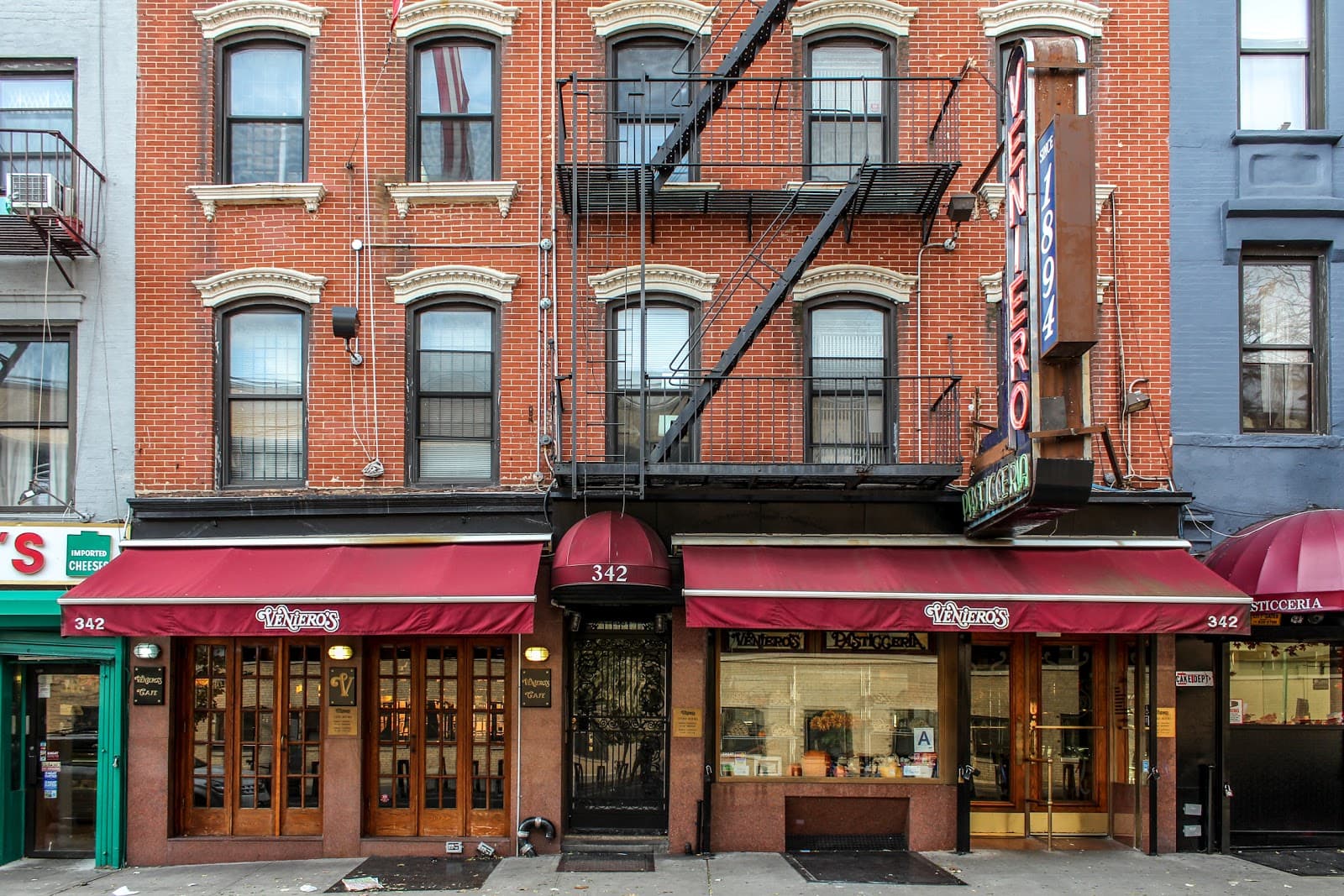 Veniero's Pastry - Image 1