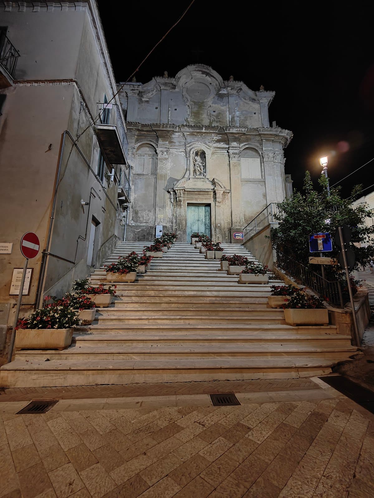 Città Sant'Angelo historic center - Image 1