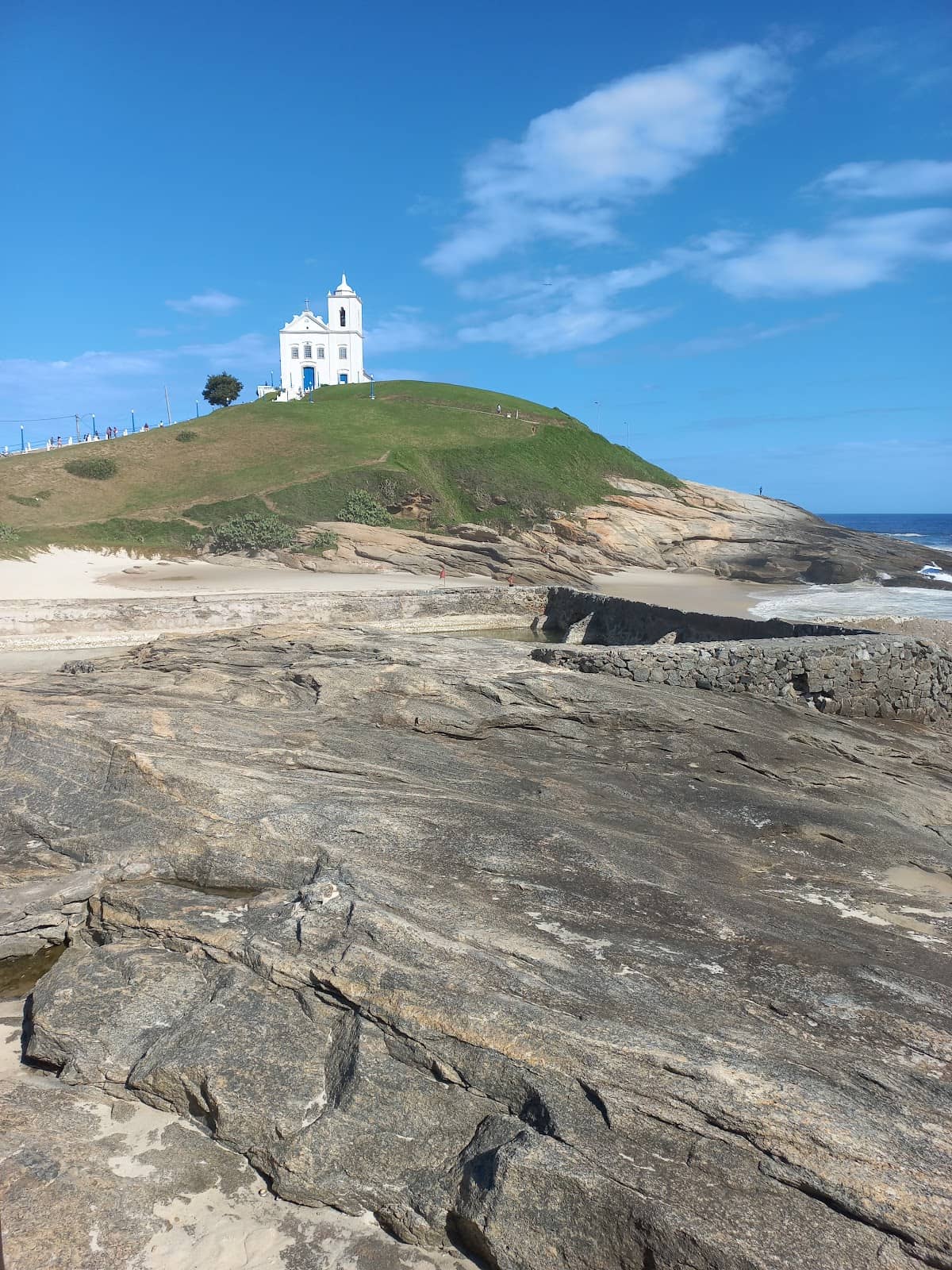 Artisan Crafts and Local Flavors