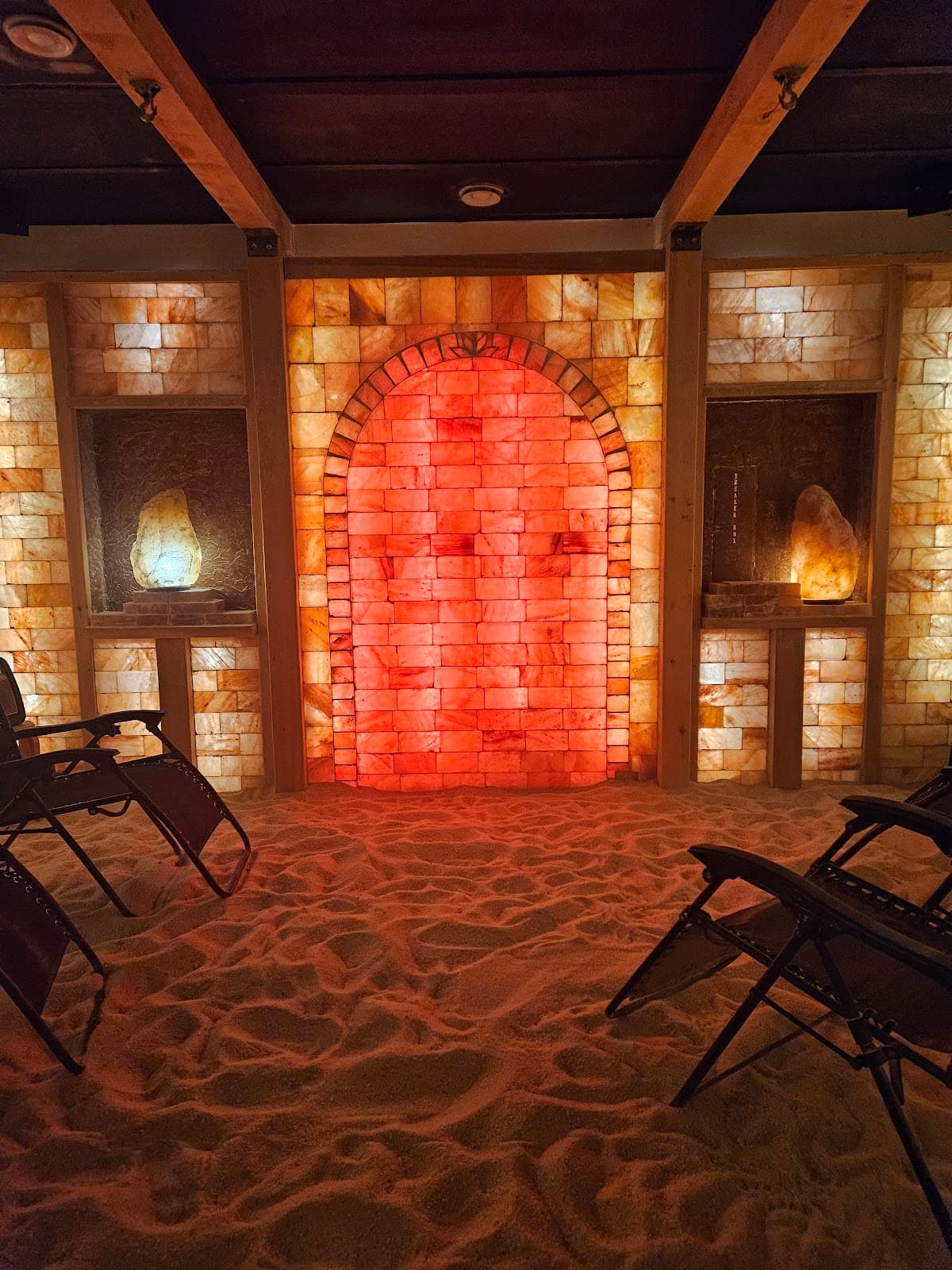 Glacier Salt Cave & Spa Juneau - Image 1