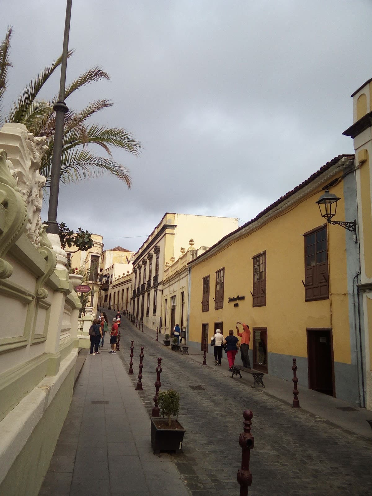 Carrera del Escultor Estévez - Image 1