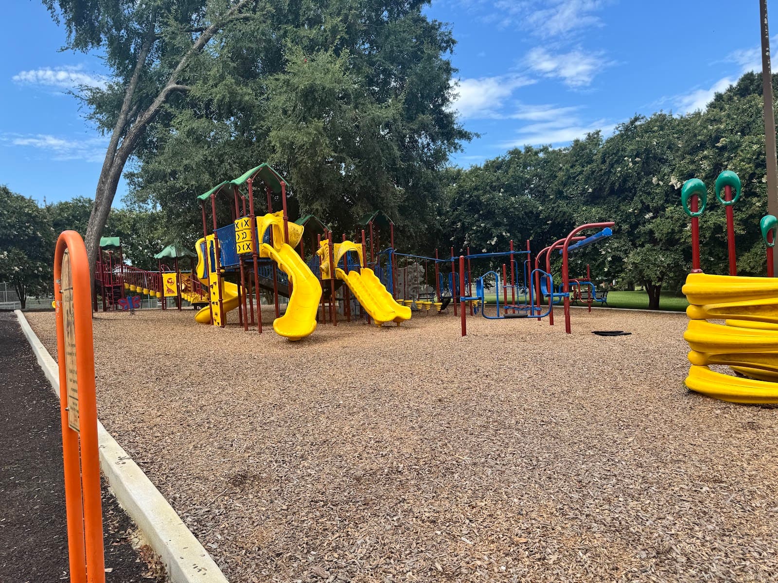 East Lake Park - Image 1