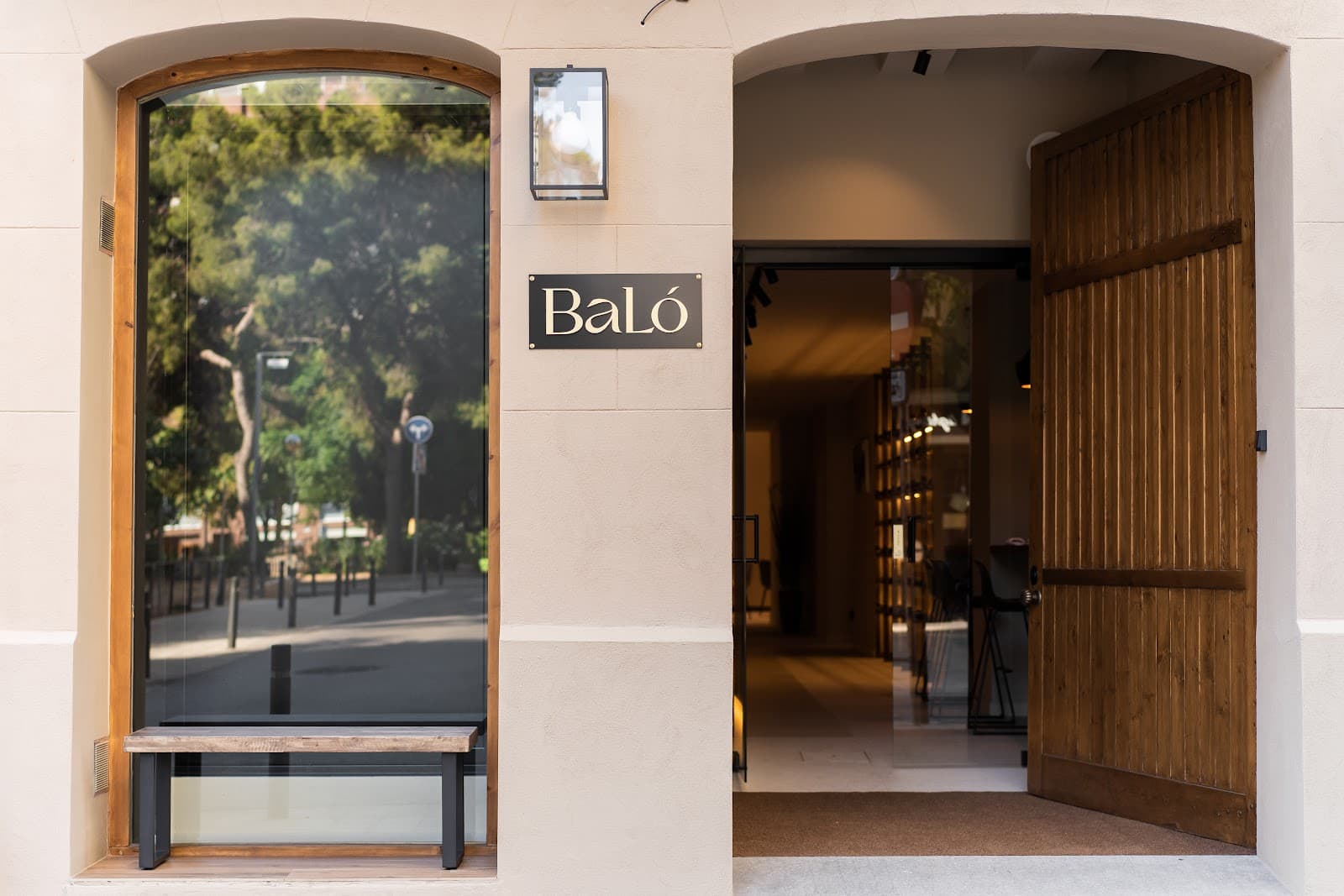 Baló Restaurant - Image 1