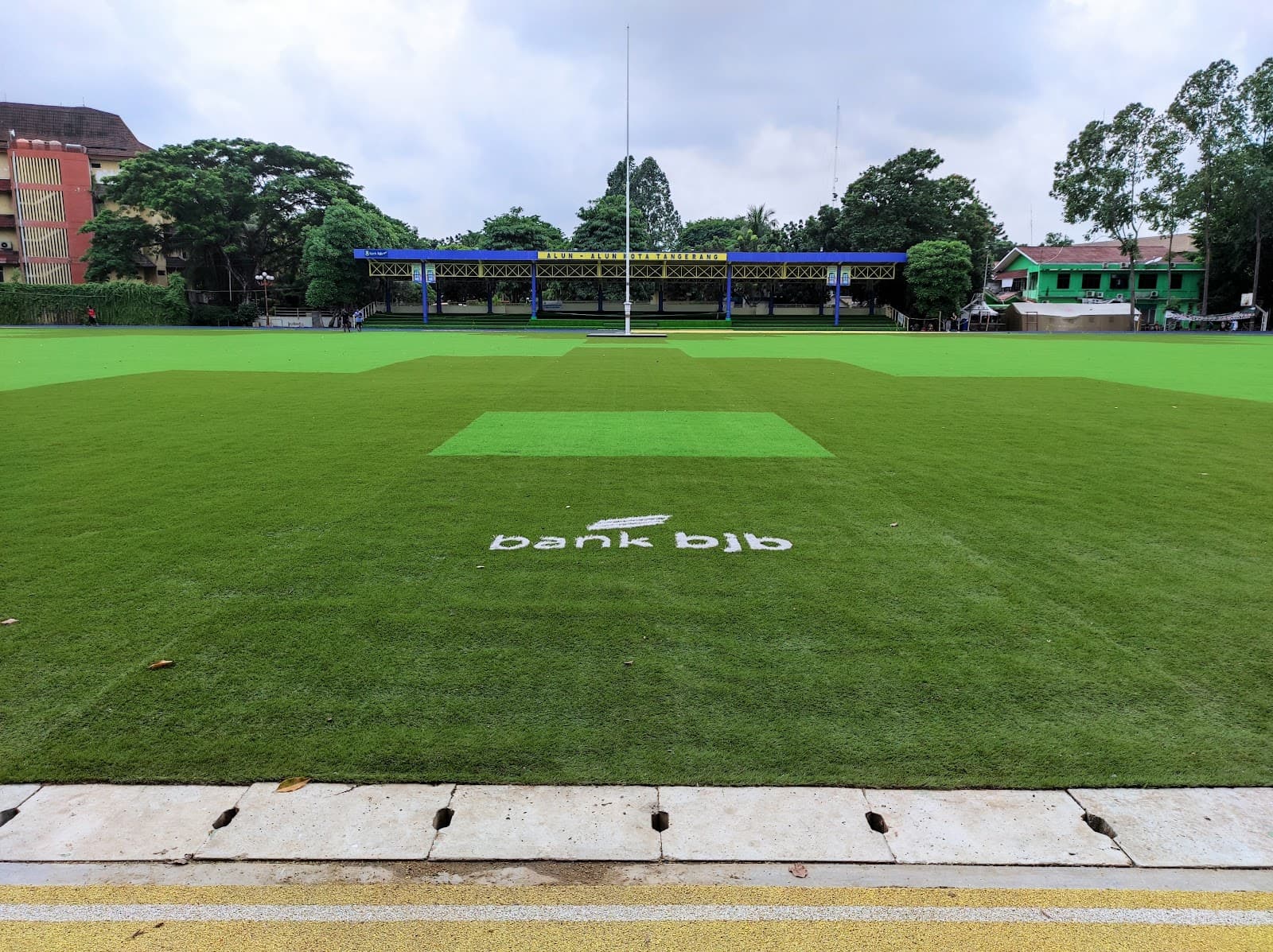 Alun-Alun Ahmad Yani - Image 1