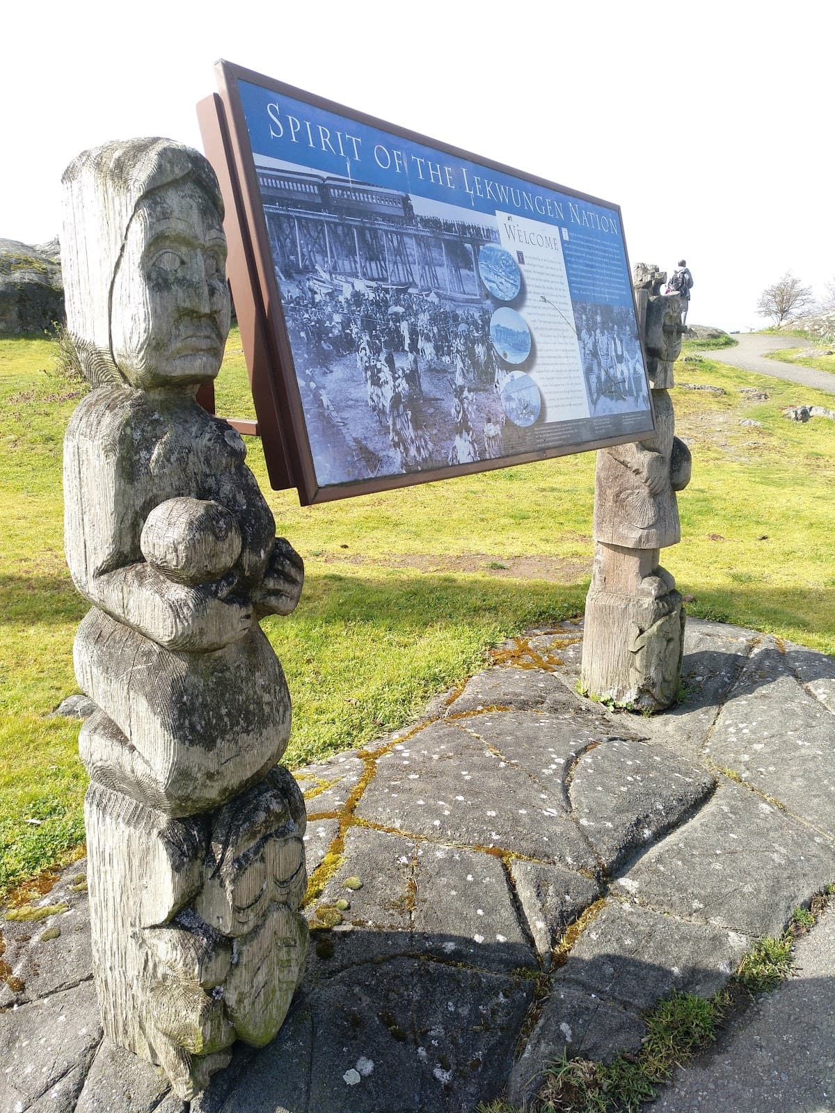 Vic West Victoria BC - Image 1