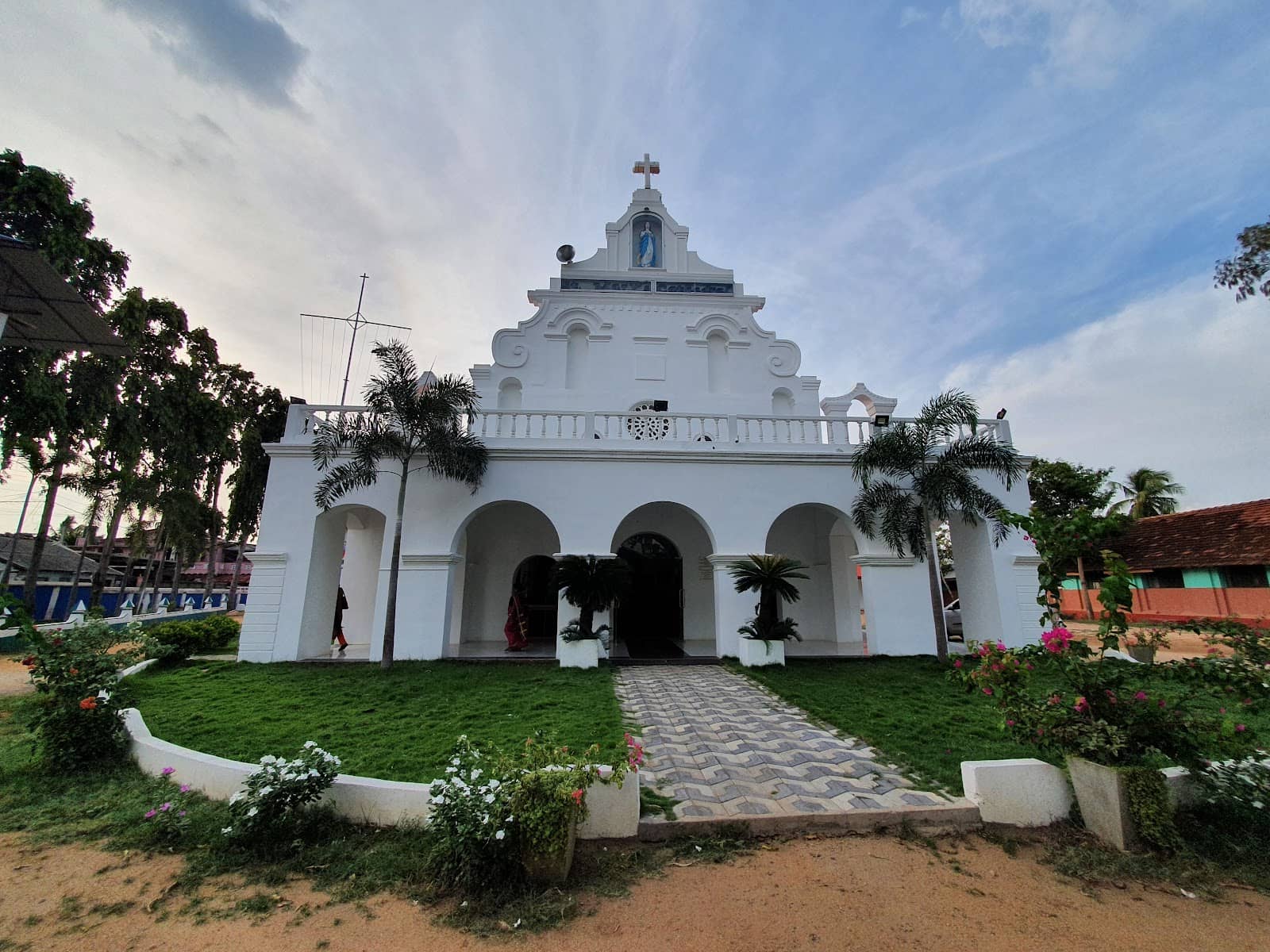 War Heroes Monument