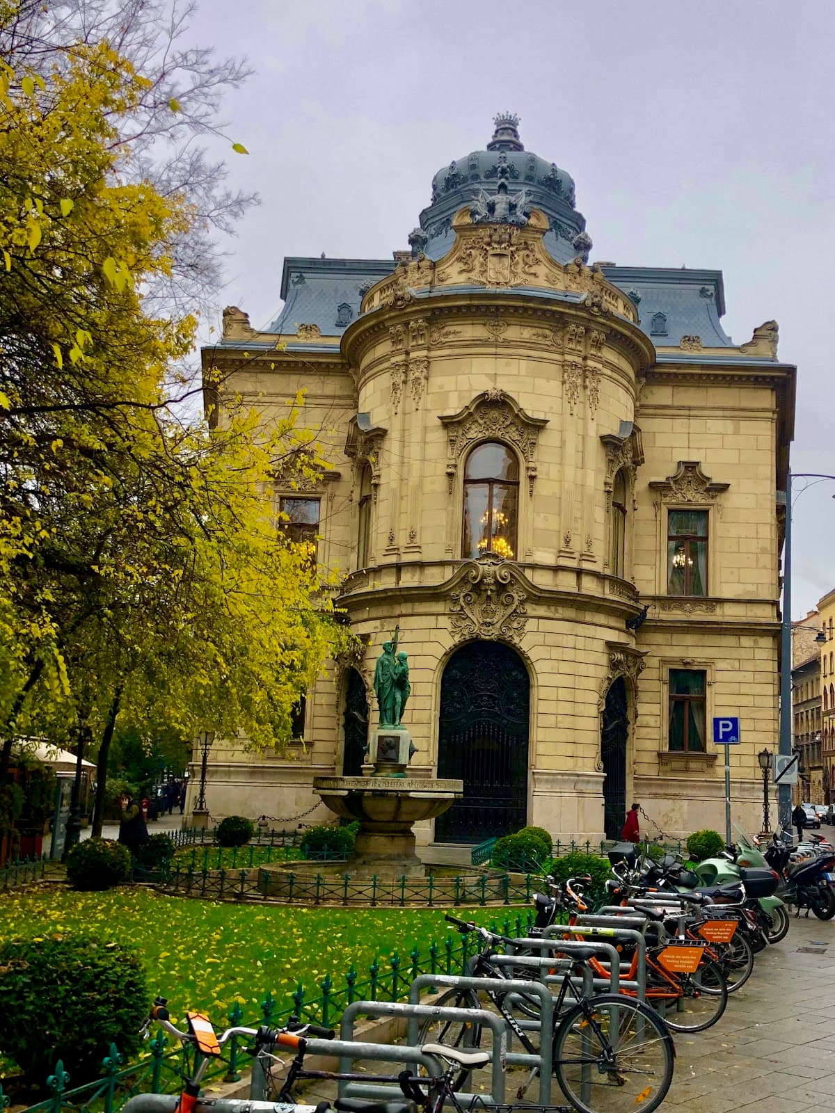 Budapest District VIII - Image 1