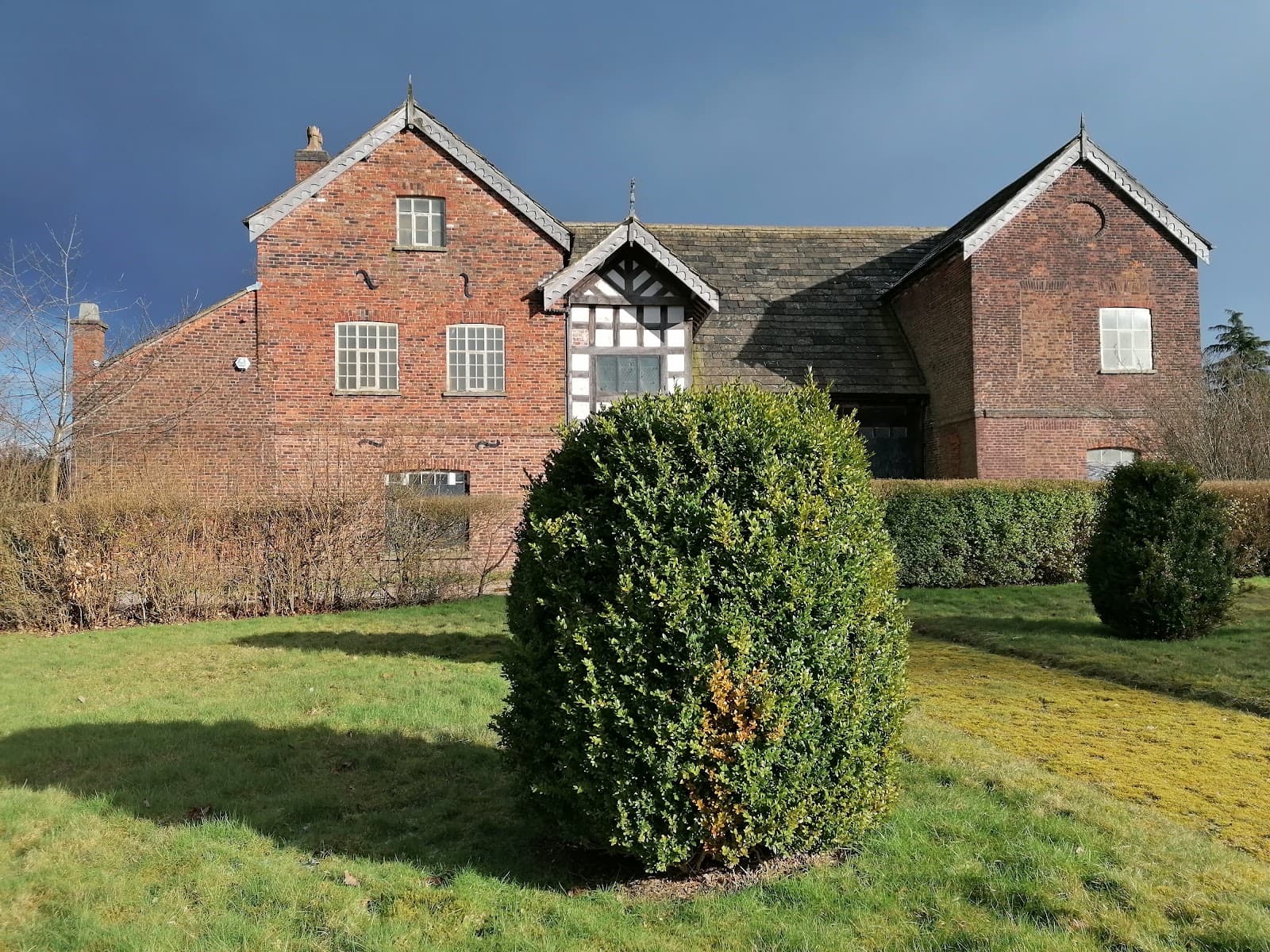Baguley Hall Manchester - Image 1