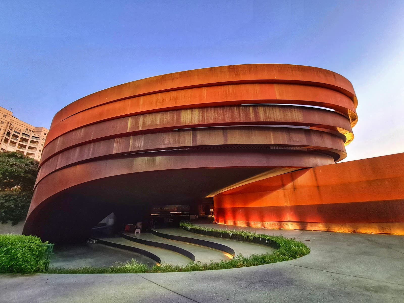Design Museum Holon - Image 1