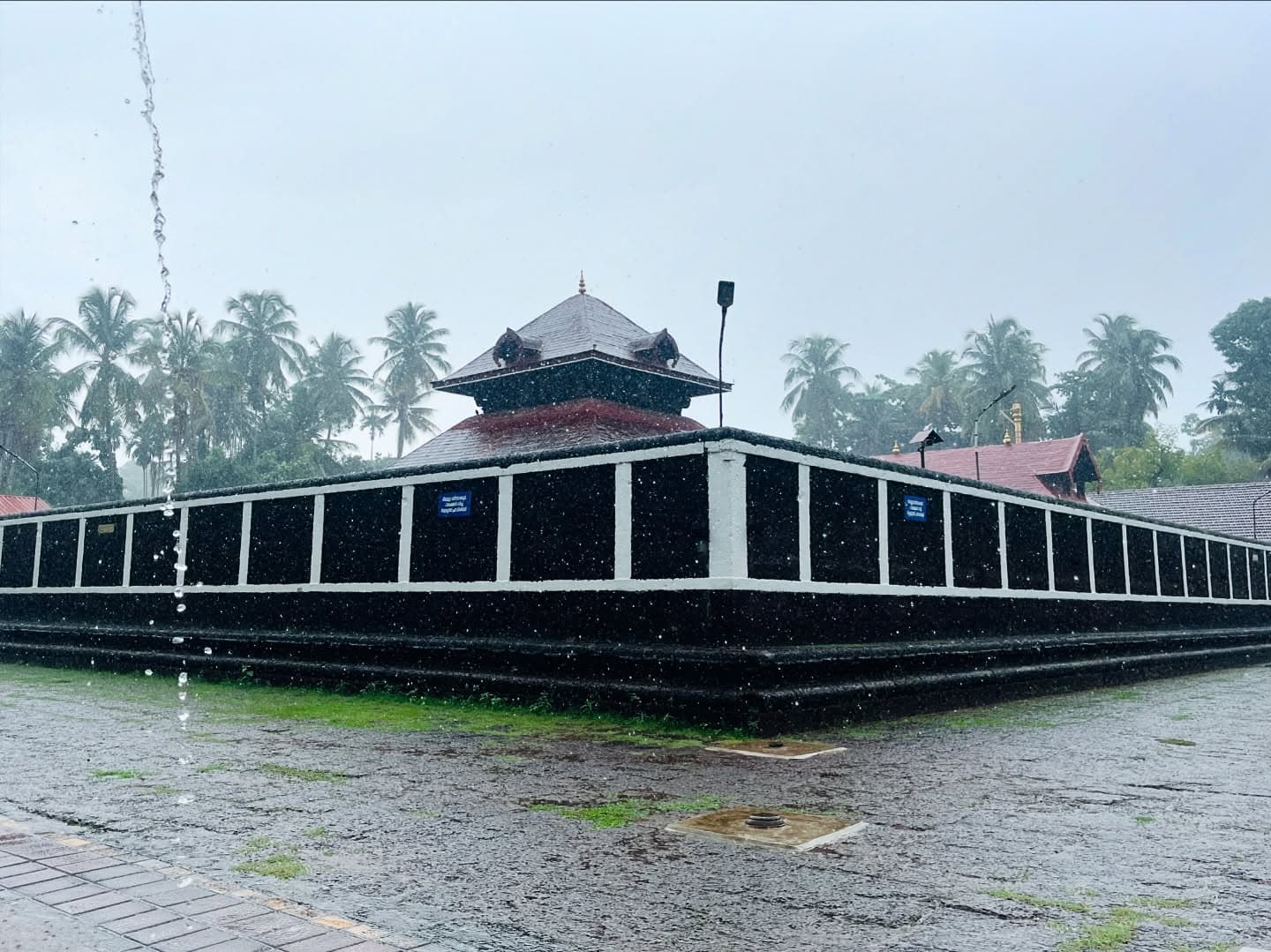 Trichambaram Temple Taliparamba - Image 1