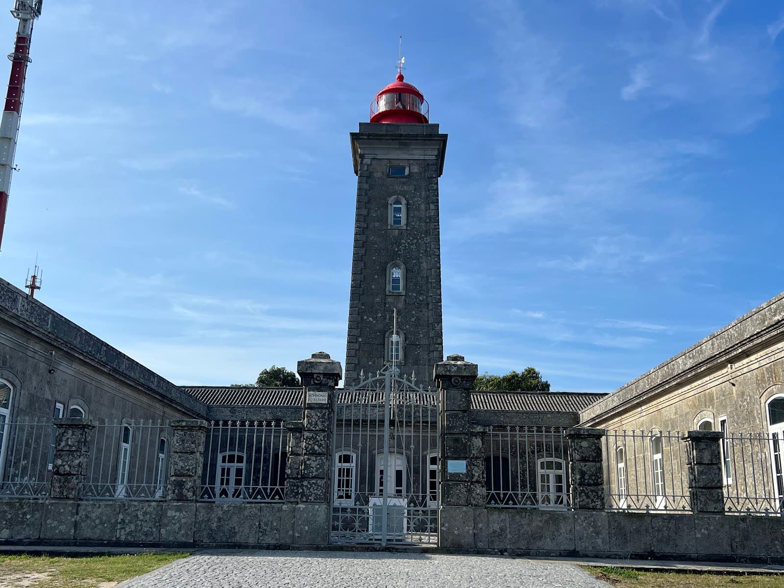 Montedor Lighthouse - Image 1