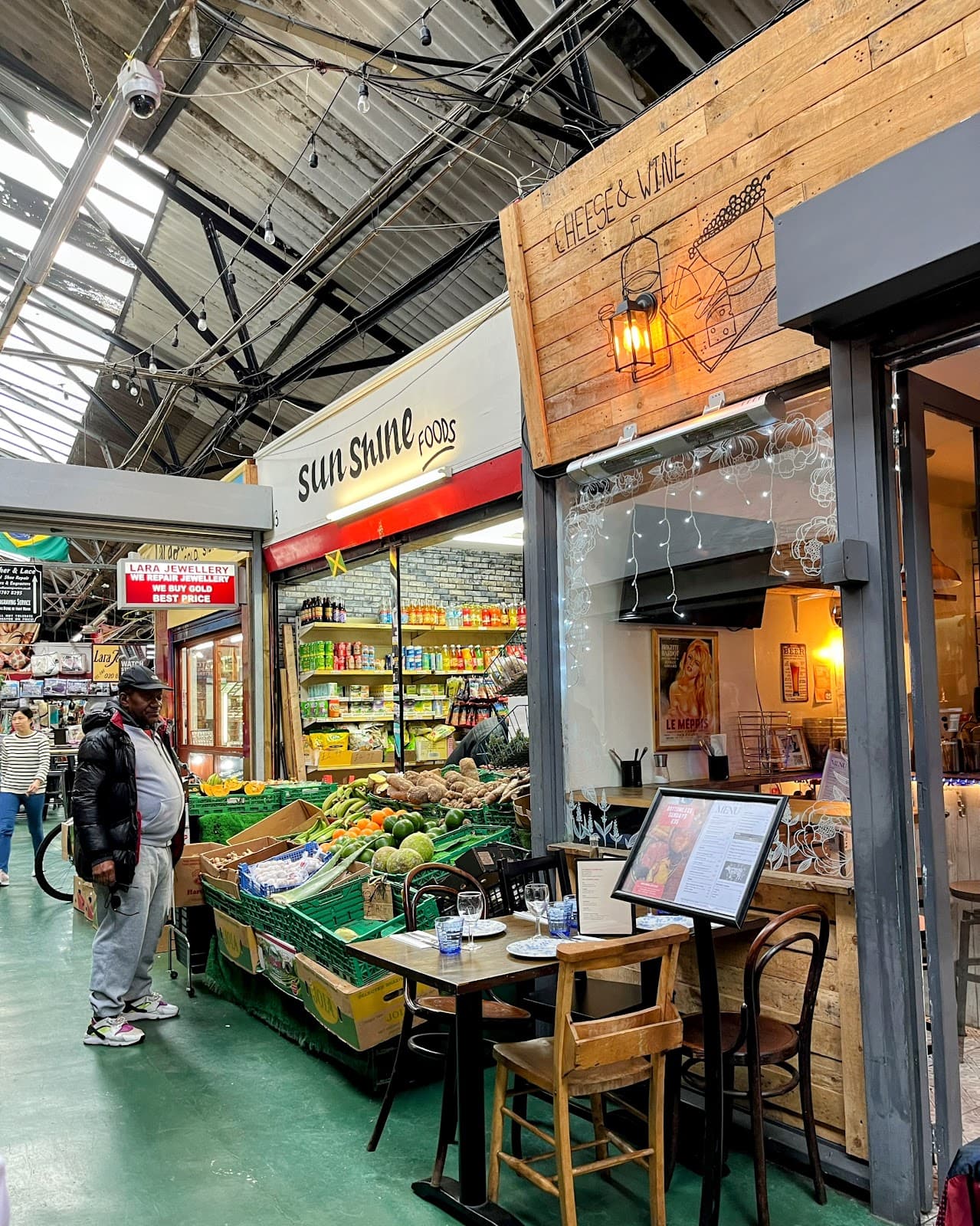 Broadway Market Tooting London - Image 1