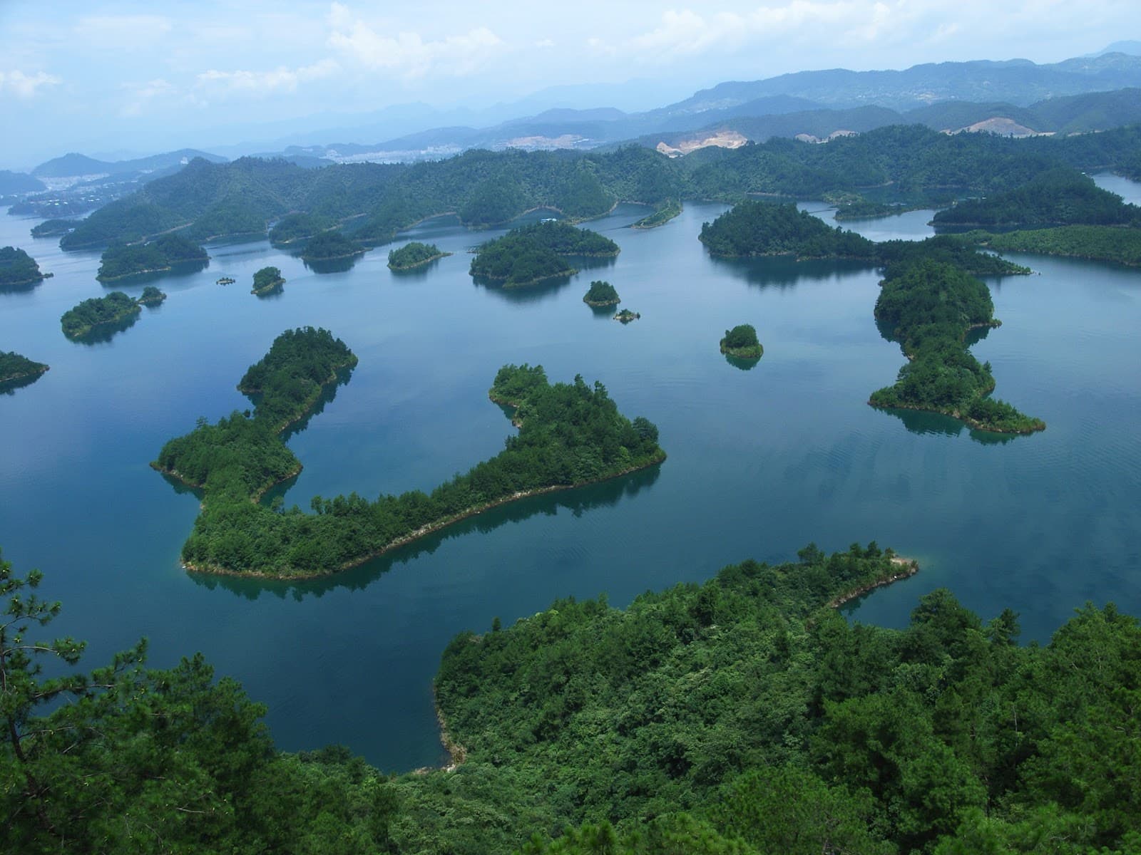 Shicheng Underwater Ancient City - Image 1