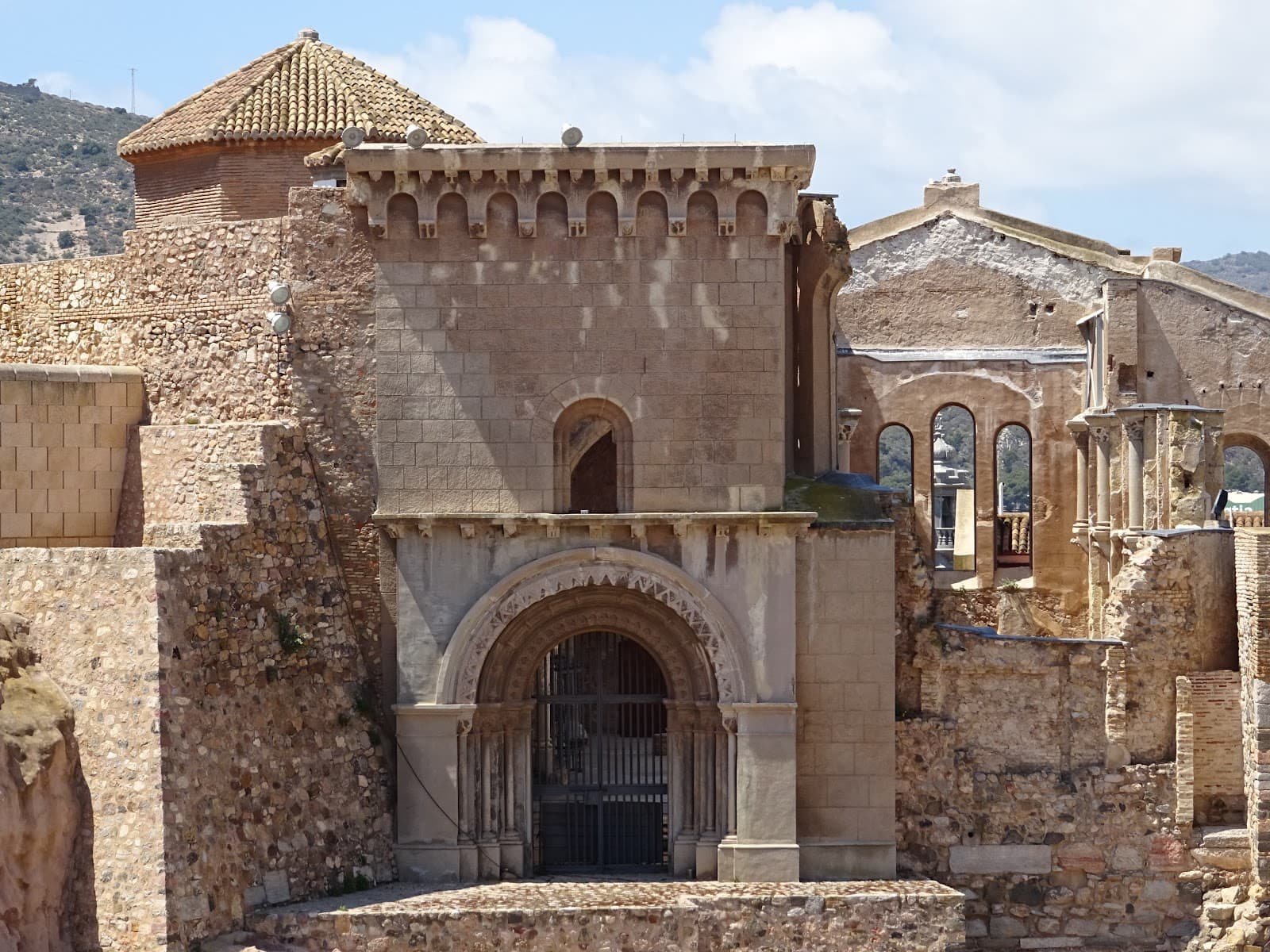 Old Cathedral of Cartagena Santa María la Vieja - Image 1