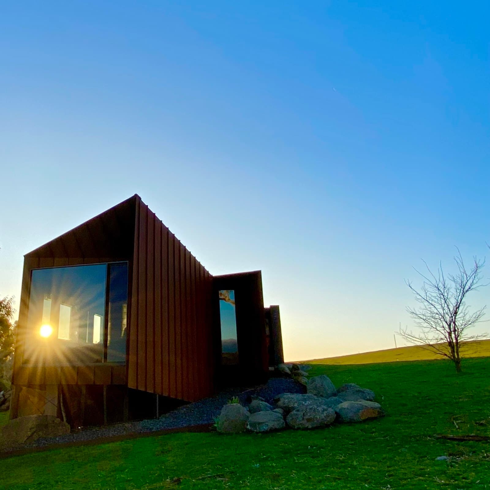 Breakneck Gorge - Image 1