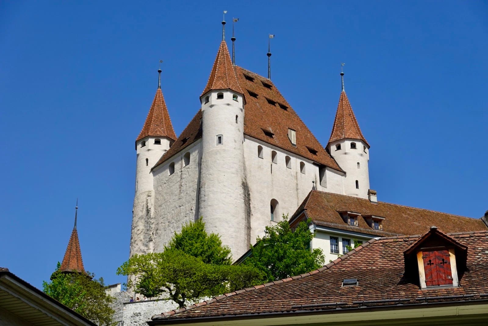 Thun Castle - Image 1