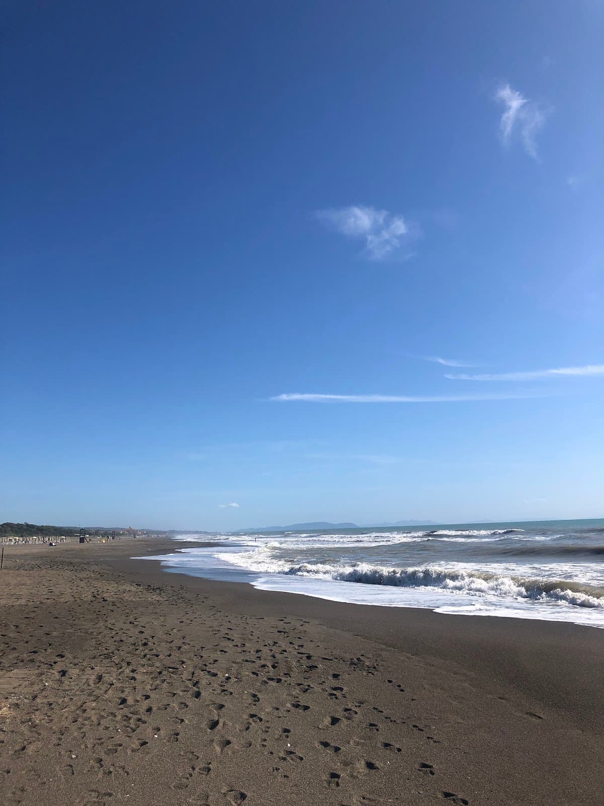 Marina di Castagneto Beach - Image 1