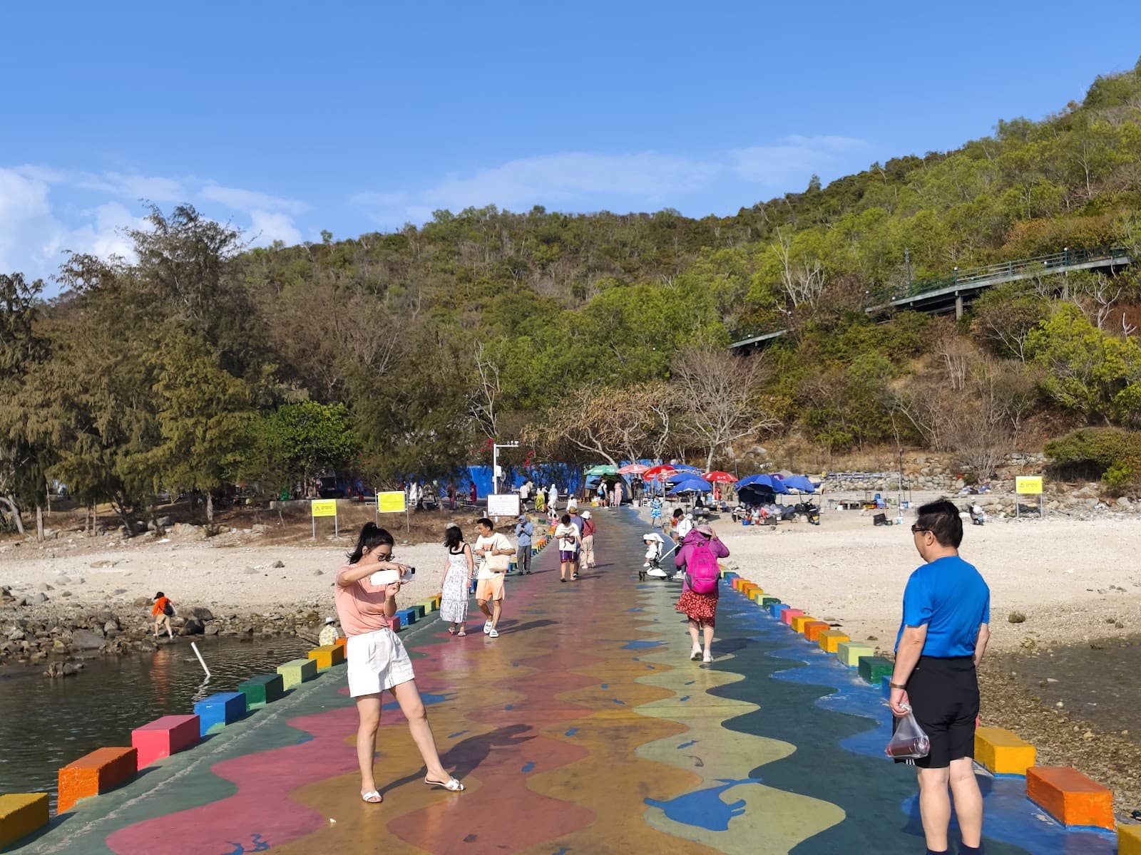 West Island Xidao - Image 1