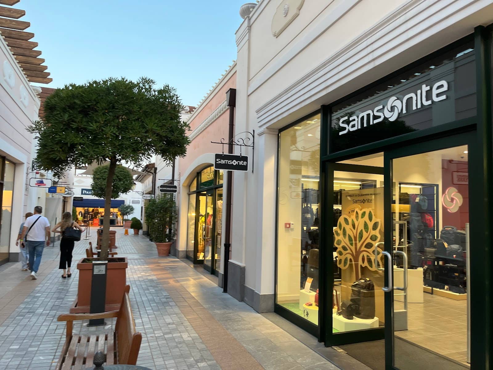 Convenient Tourist Services