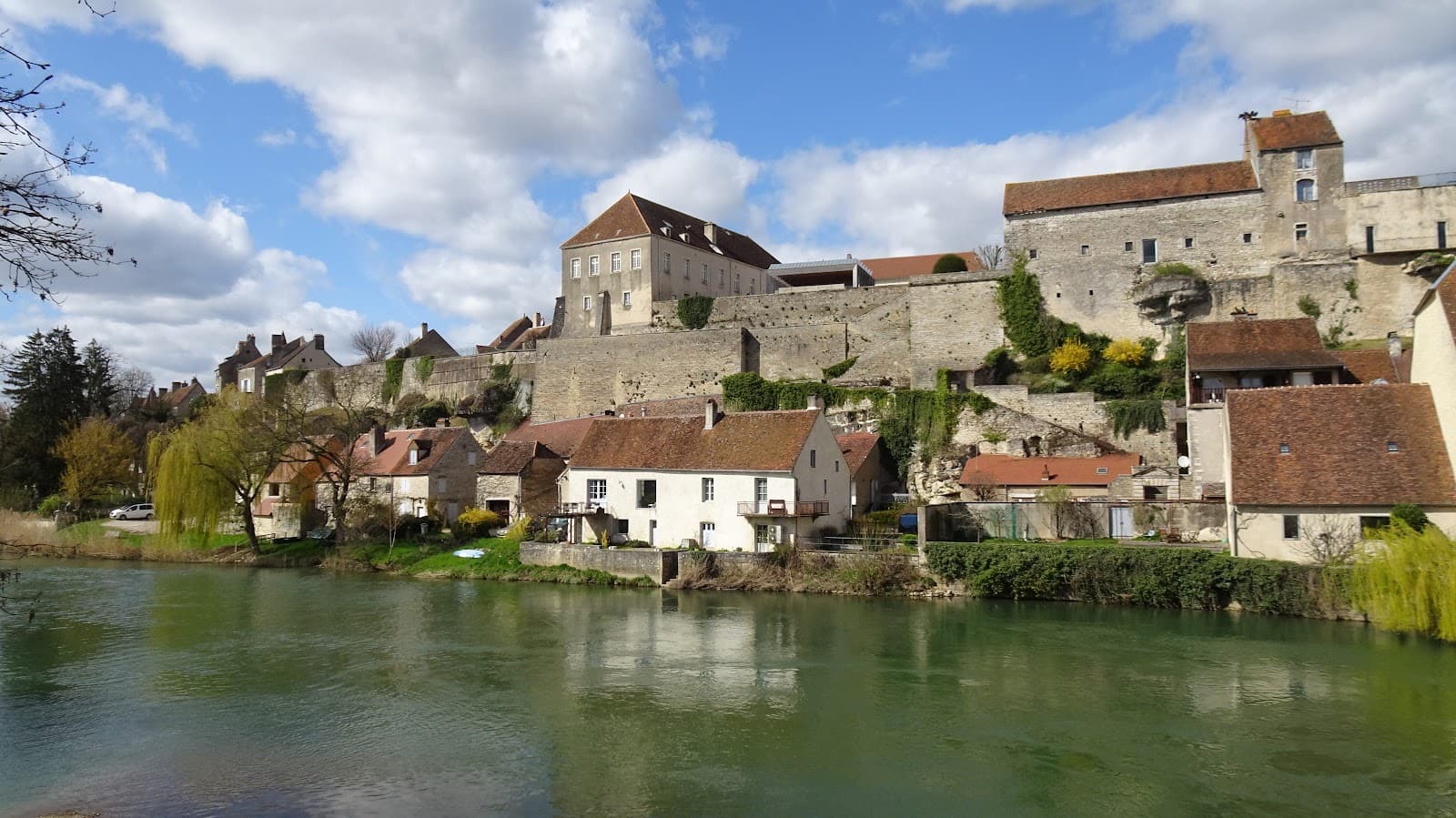 Pesmes Village - Image 1