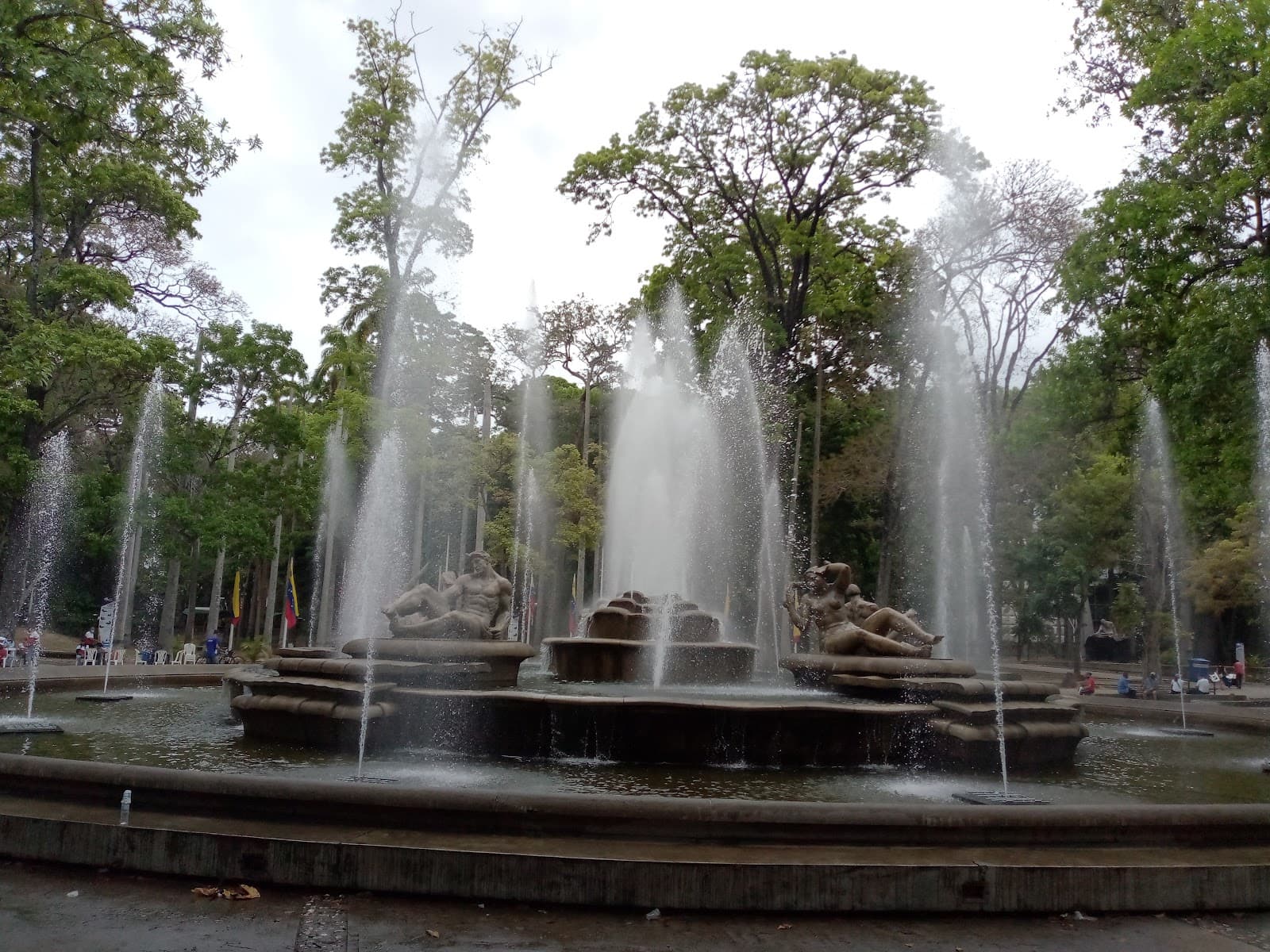 Parque Los Caobos Caracas - Image 1