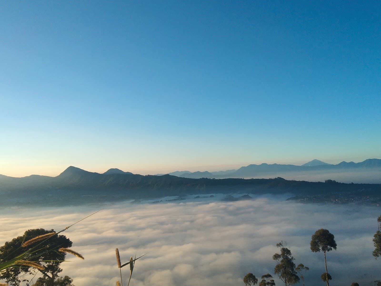 Gunung Putri Lembang - Image 1
