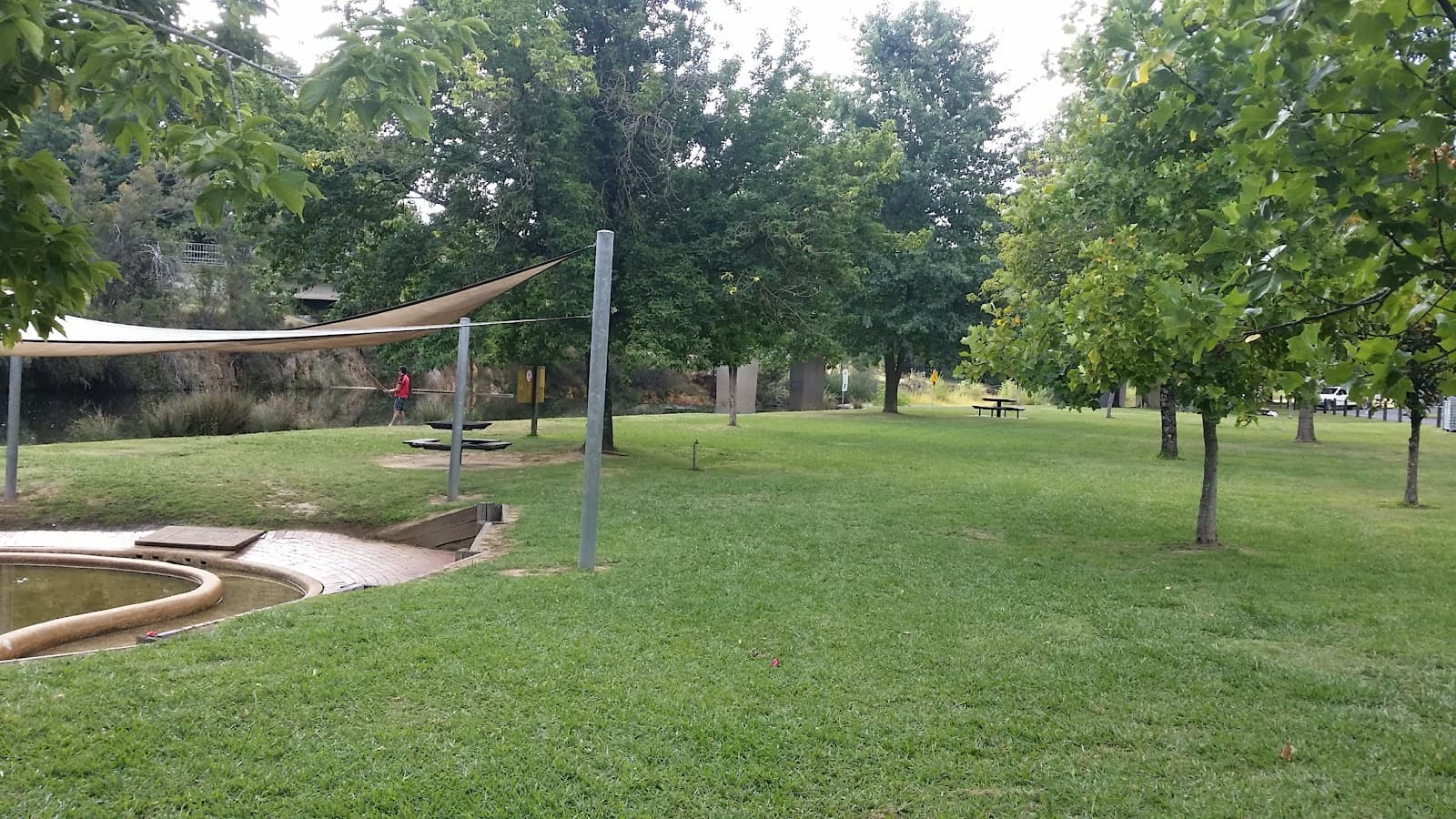 Porepunkah Riverside Park & Swimming Hole - Image 1