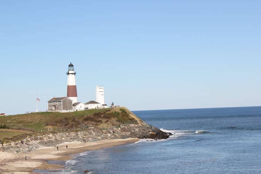 Beachfront Dining & Drinks