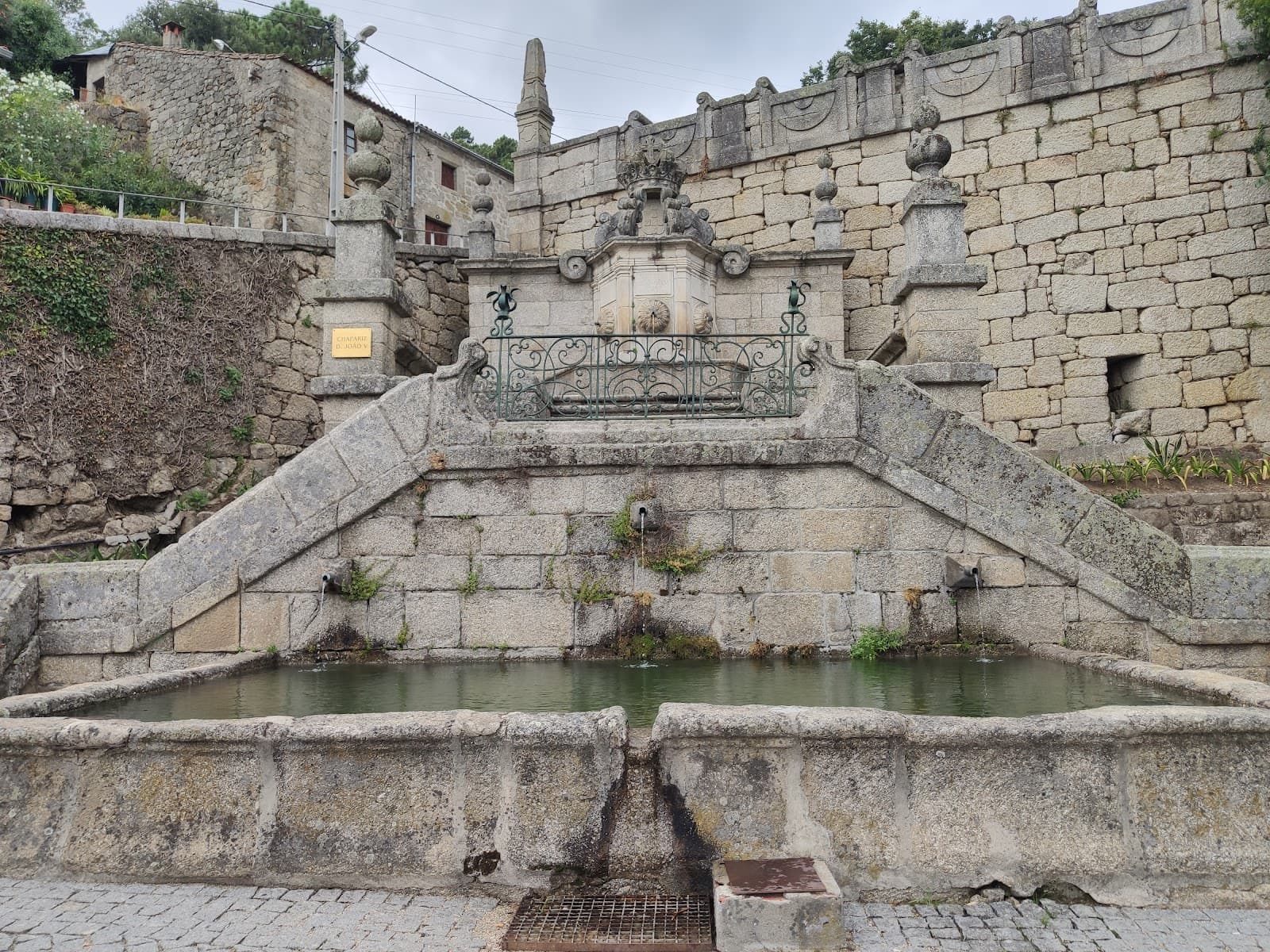 Chafariz D. João V - Image 1